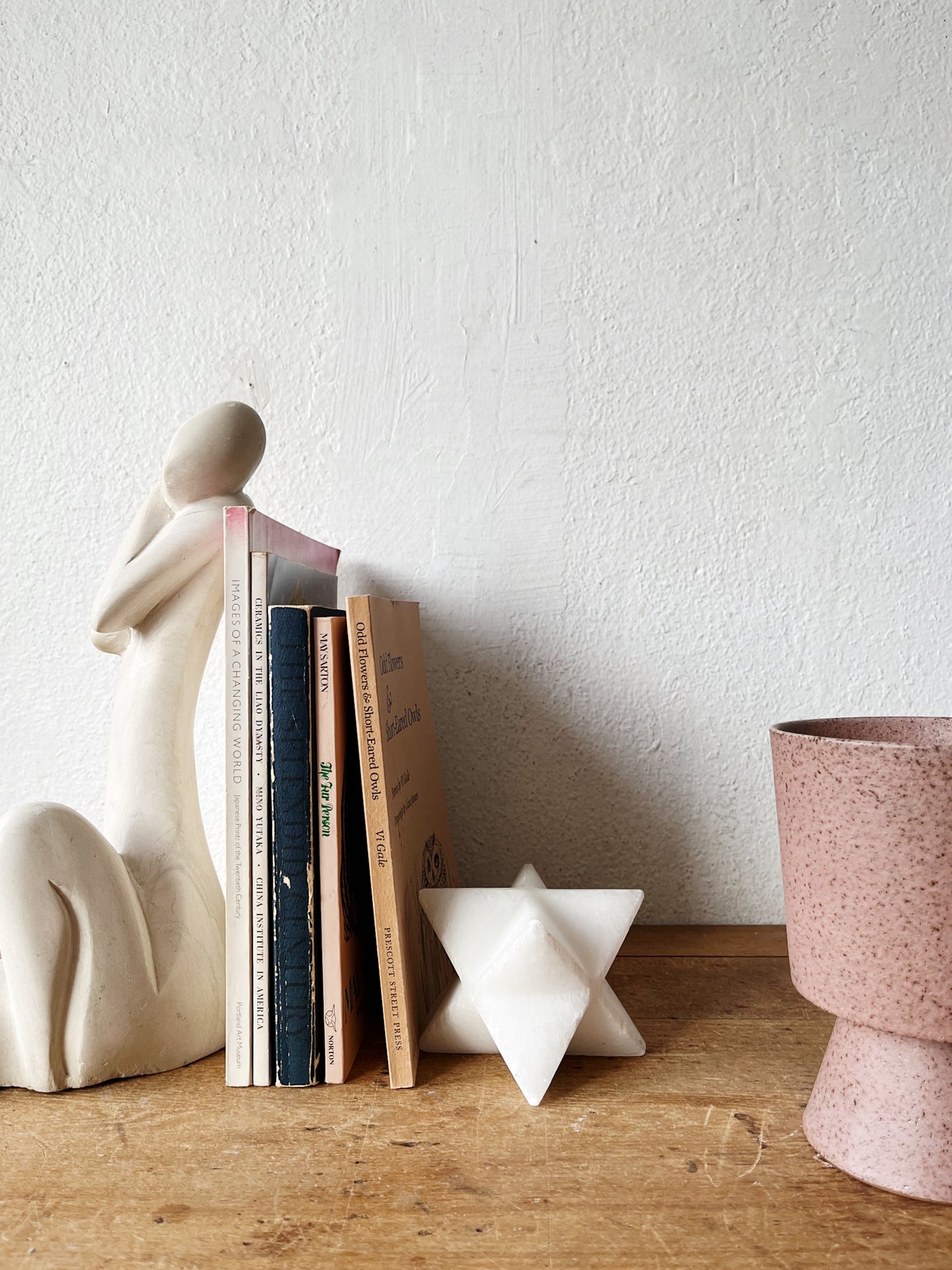 Vintage Quartz Stand