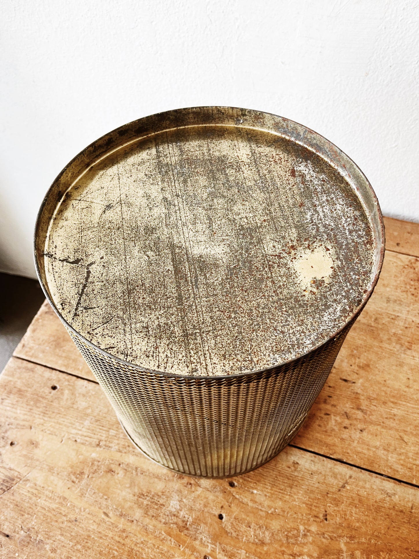 Vintage Gold Mesh Basket