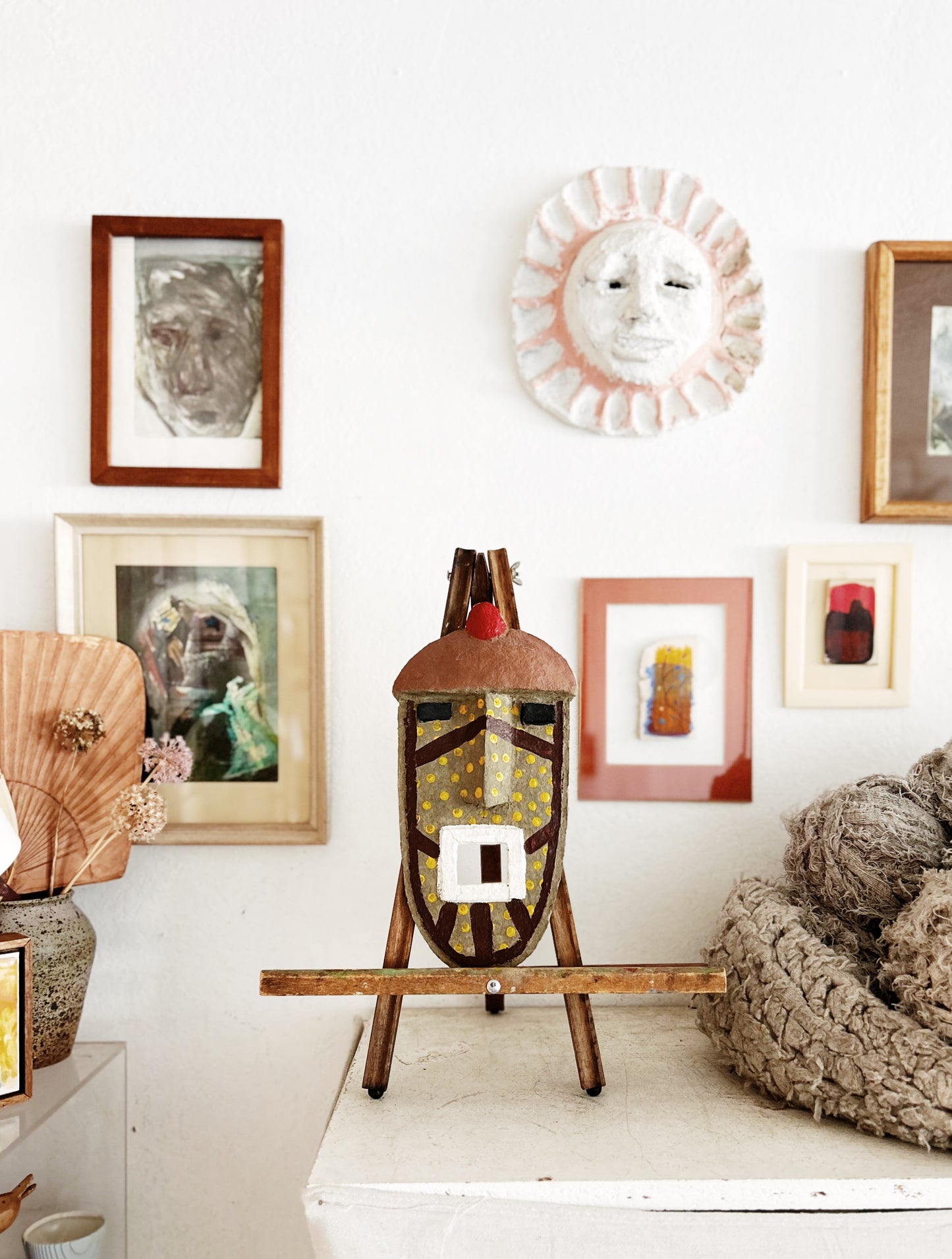 Primitive Wood Easel