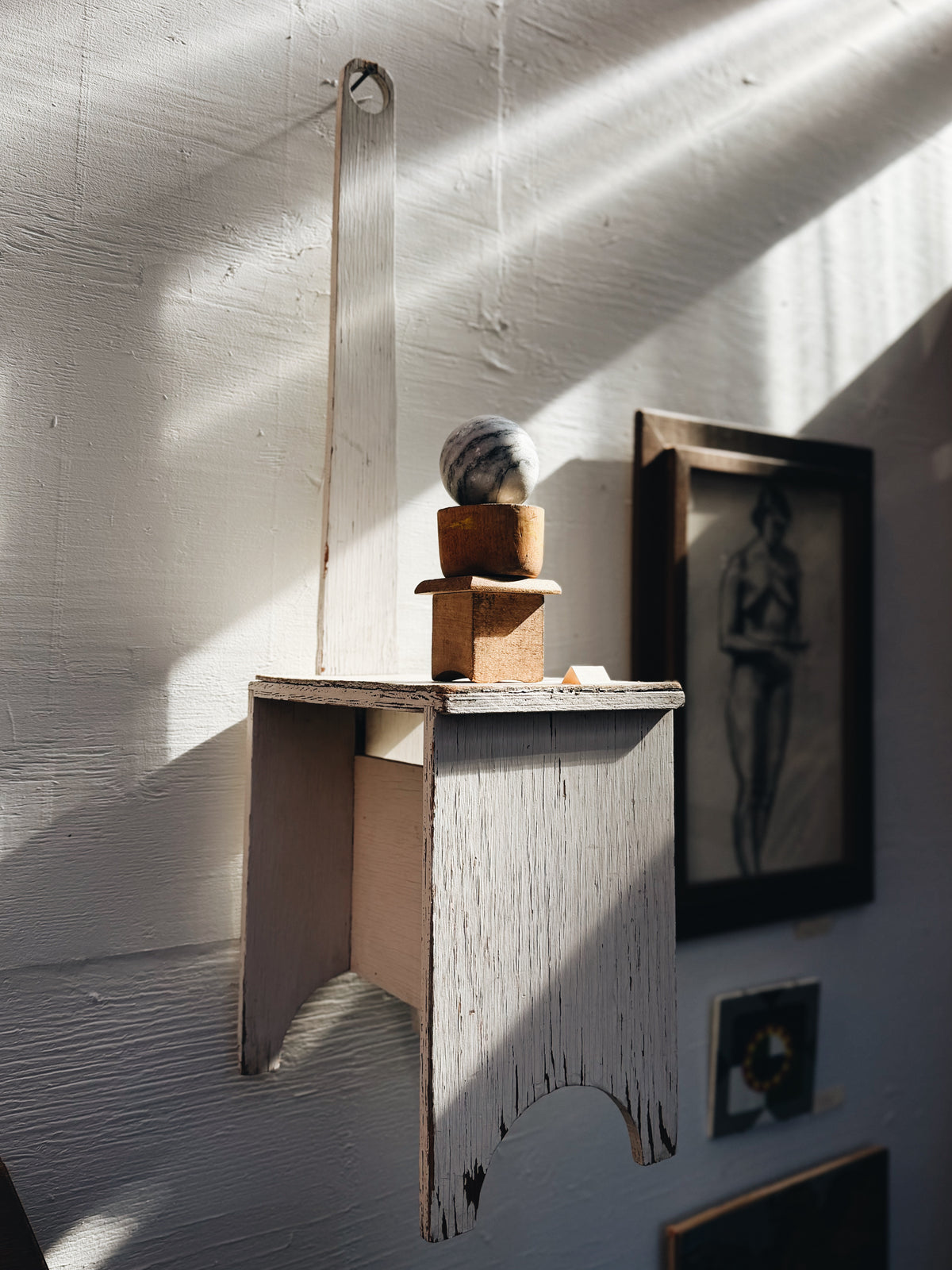 Shaker Peg Stool