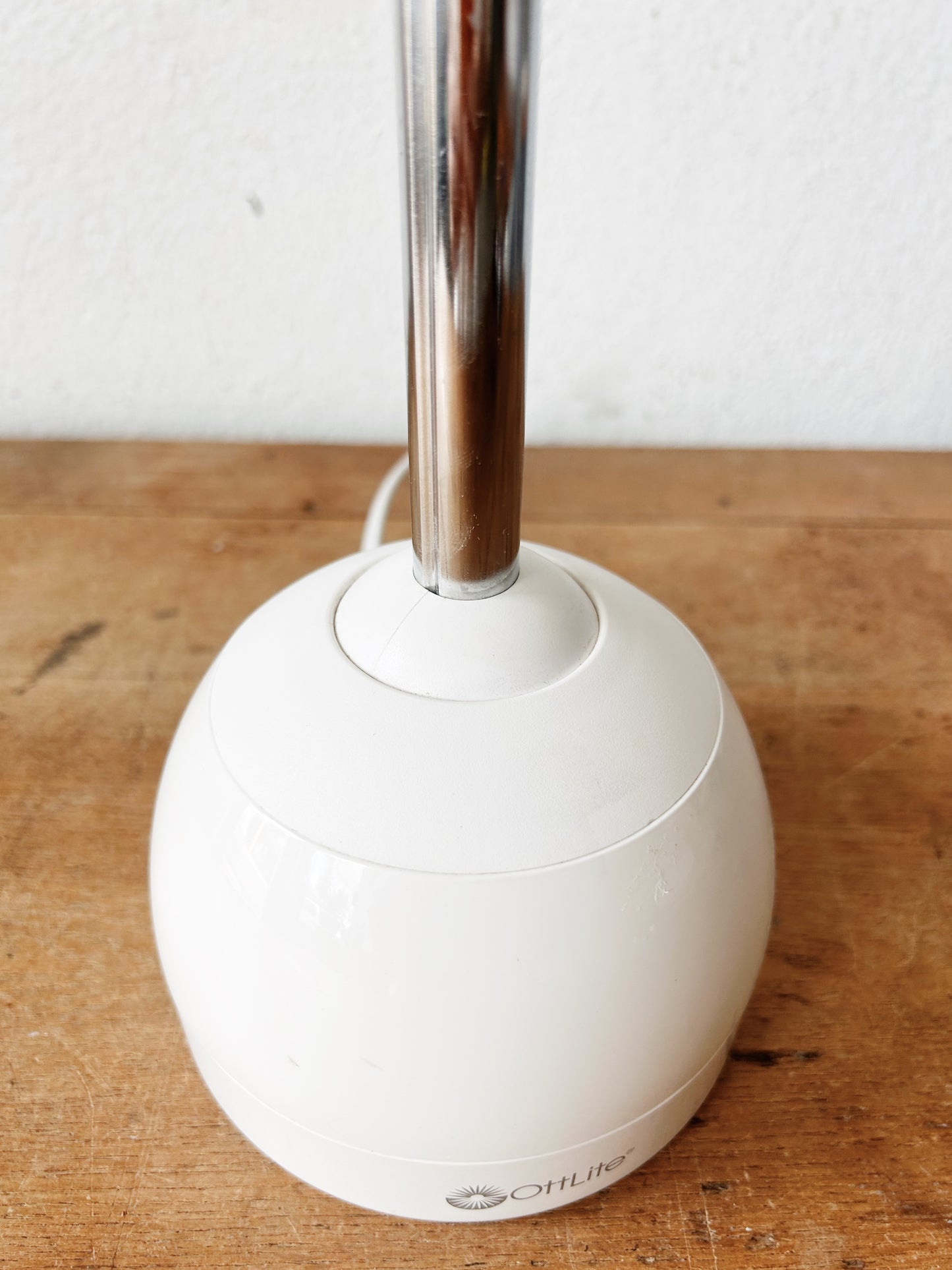 Vintage Telescoping Ottlite