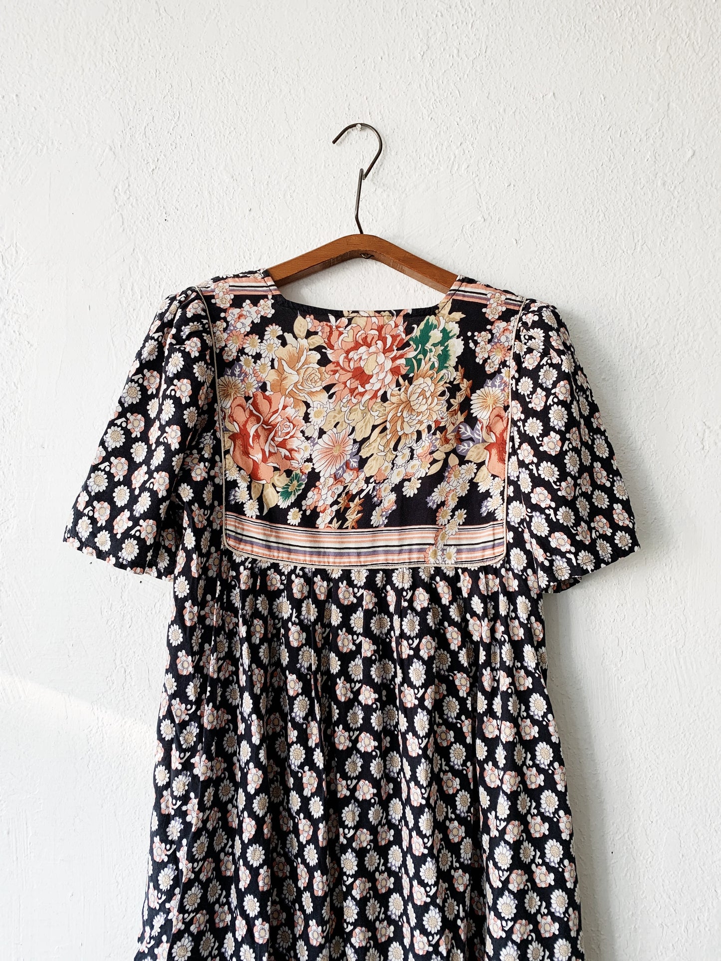 Vintage Cotton Dress With Pockets