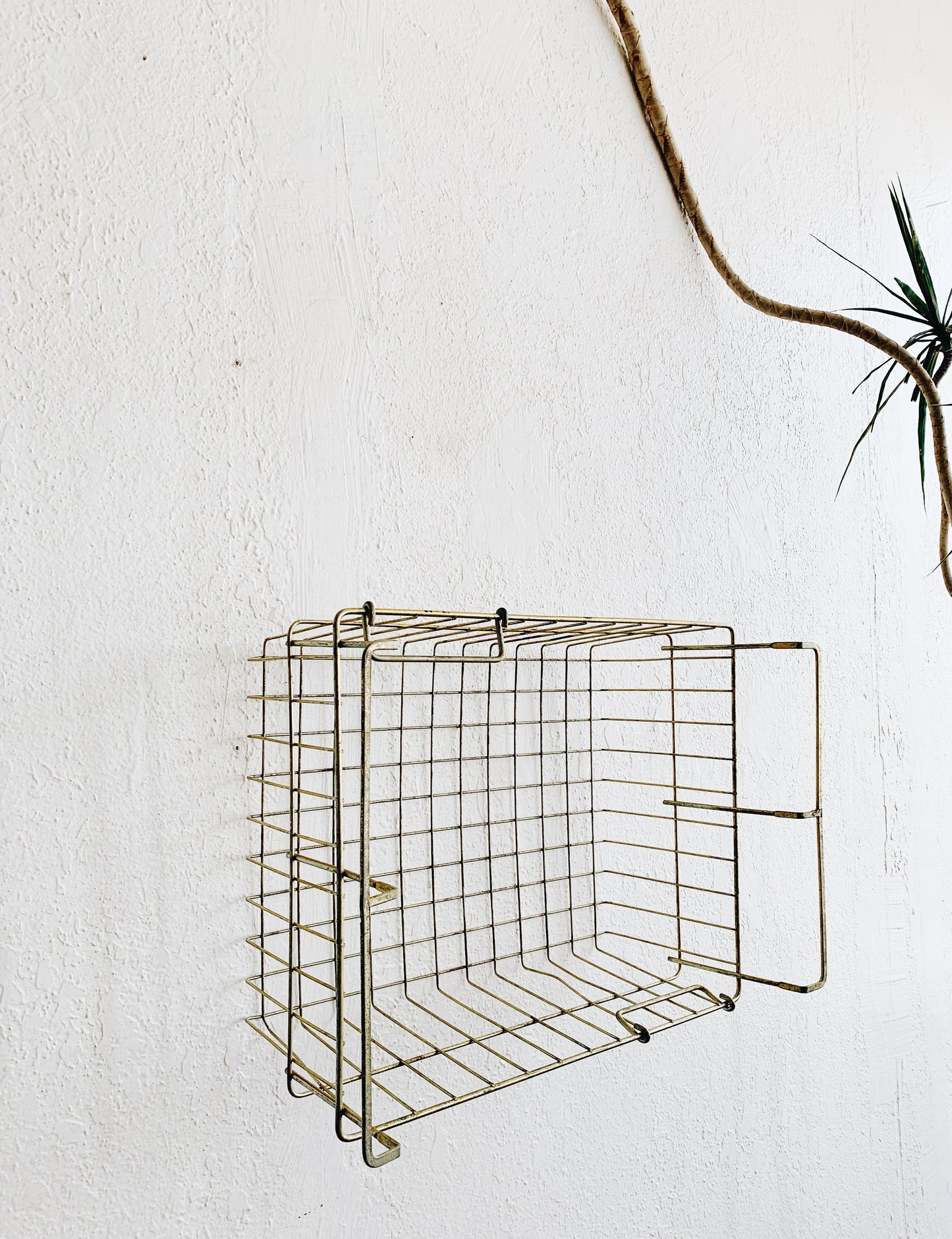 Vintage Metal Wire Basket