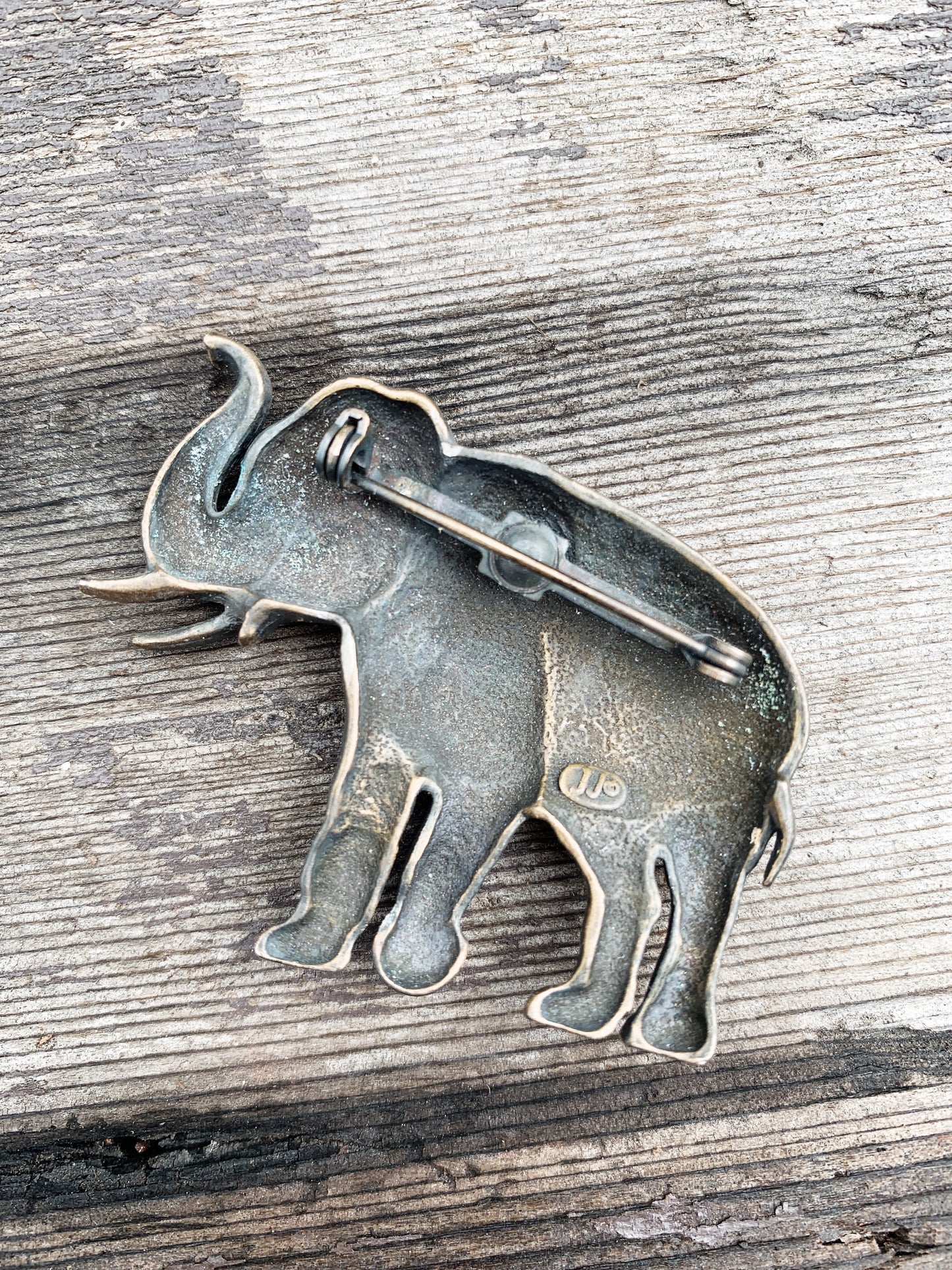 Antiqued Elephant Pin