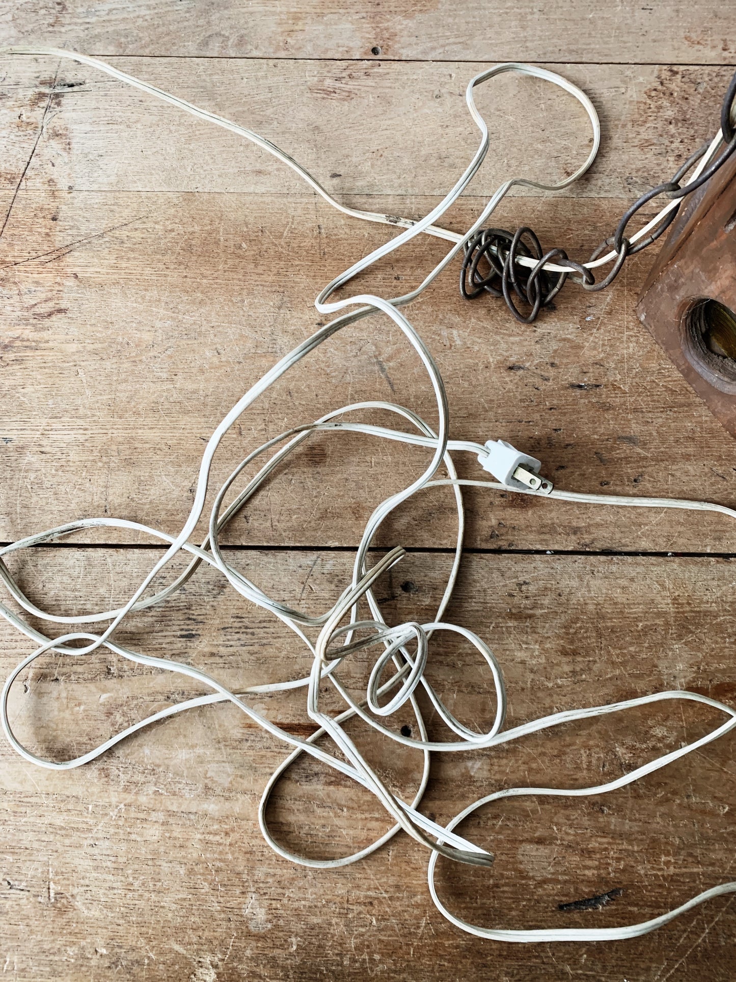 Vintage Wood Swag Light