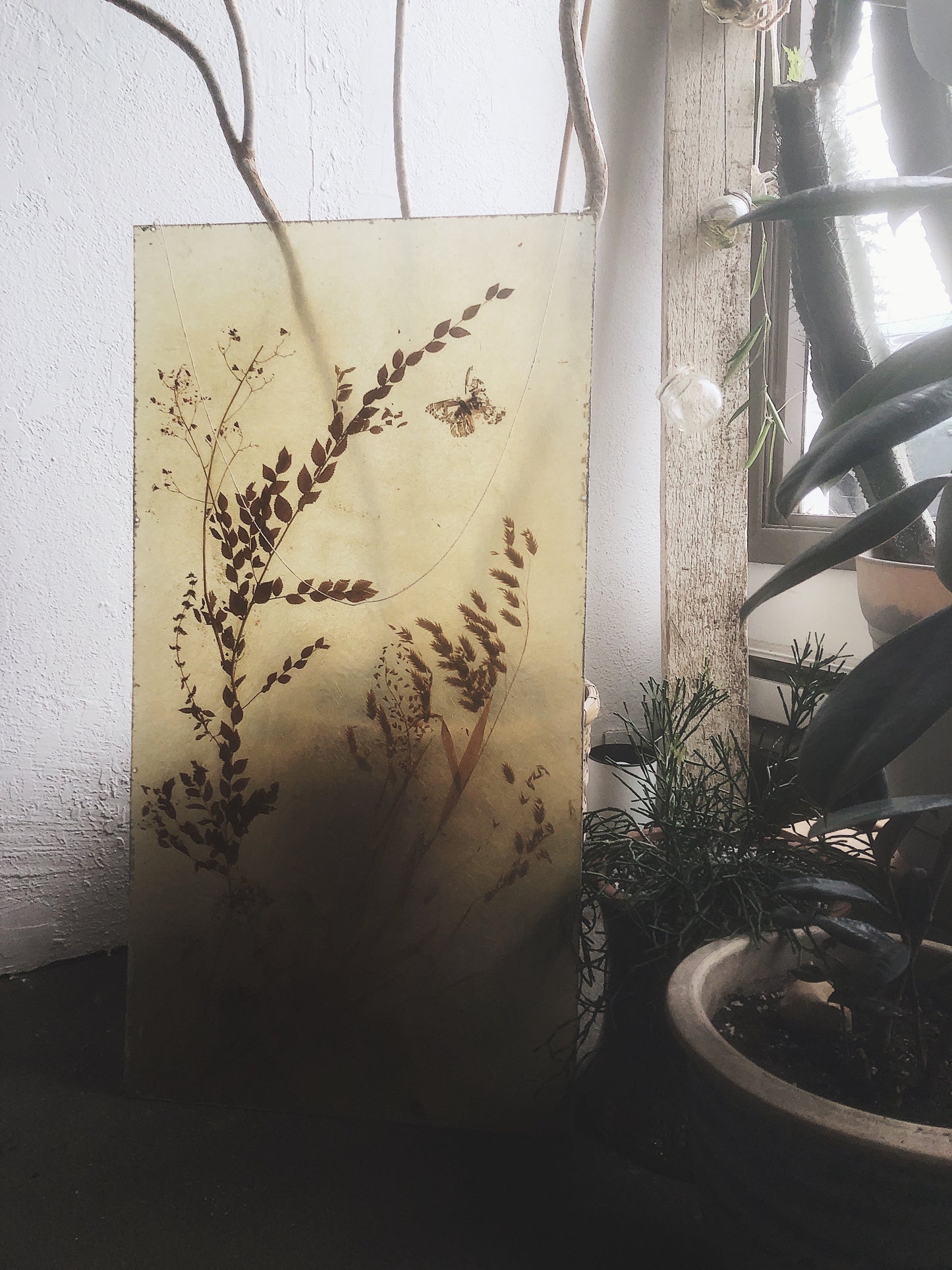 Vintage Pressed Floral Resin Panel