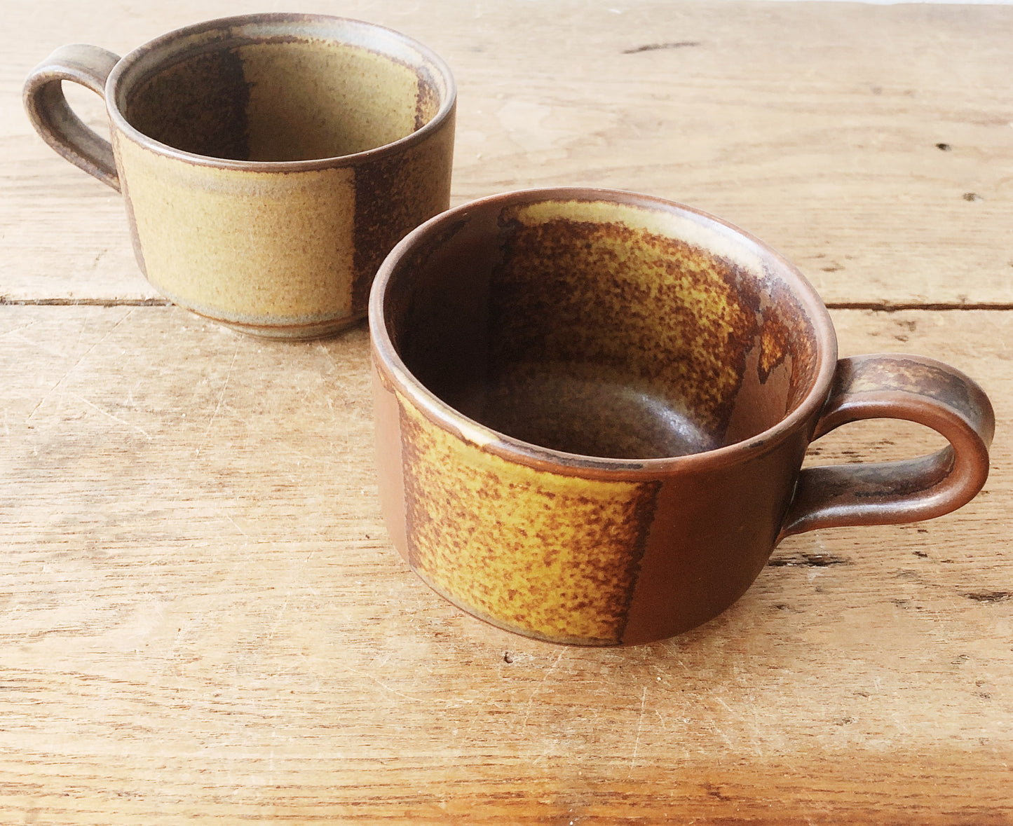 Vintage Mid Century Mug Pair