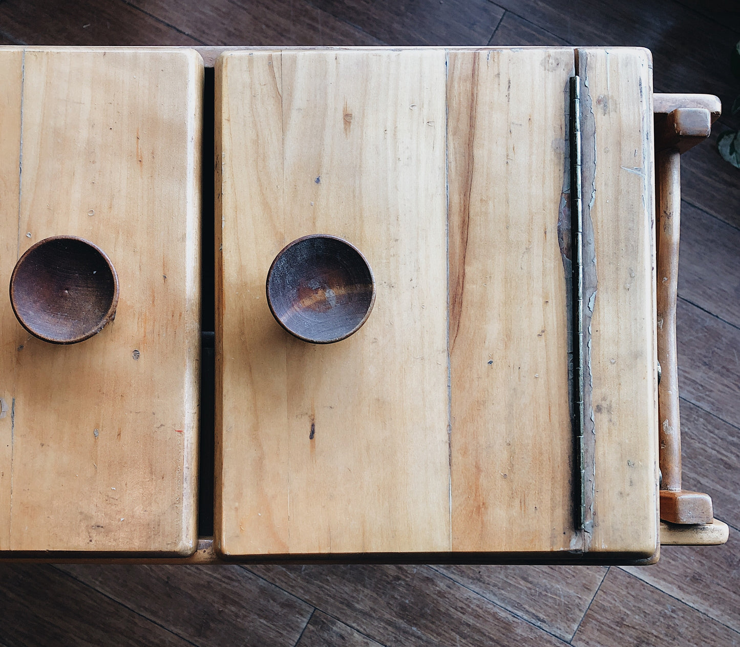 Vintage Mid Century Sewing Chest