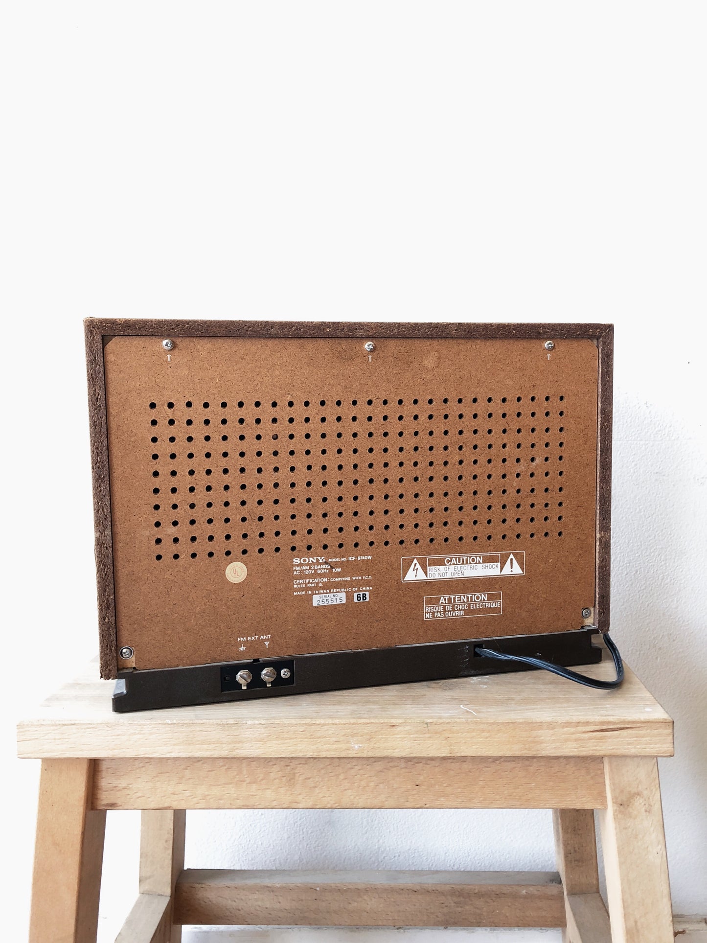 Vintage Sony AM/FM Radio