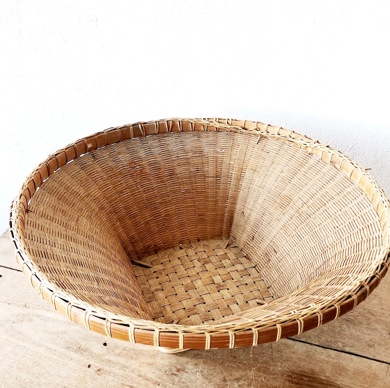Vintage Bamboo Pet Bed