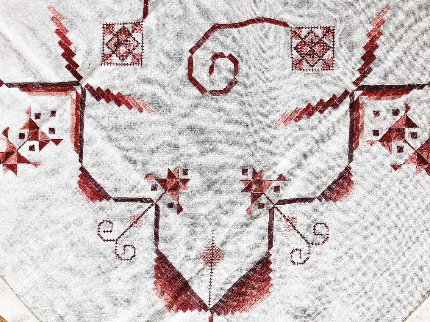 Vintage Art Deco Embroidered Linen