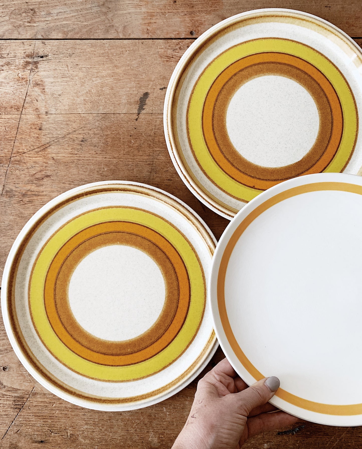 Mikasa Sun Circles Vintage Plate