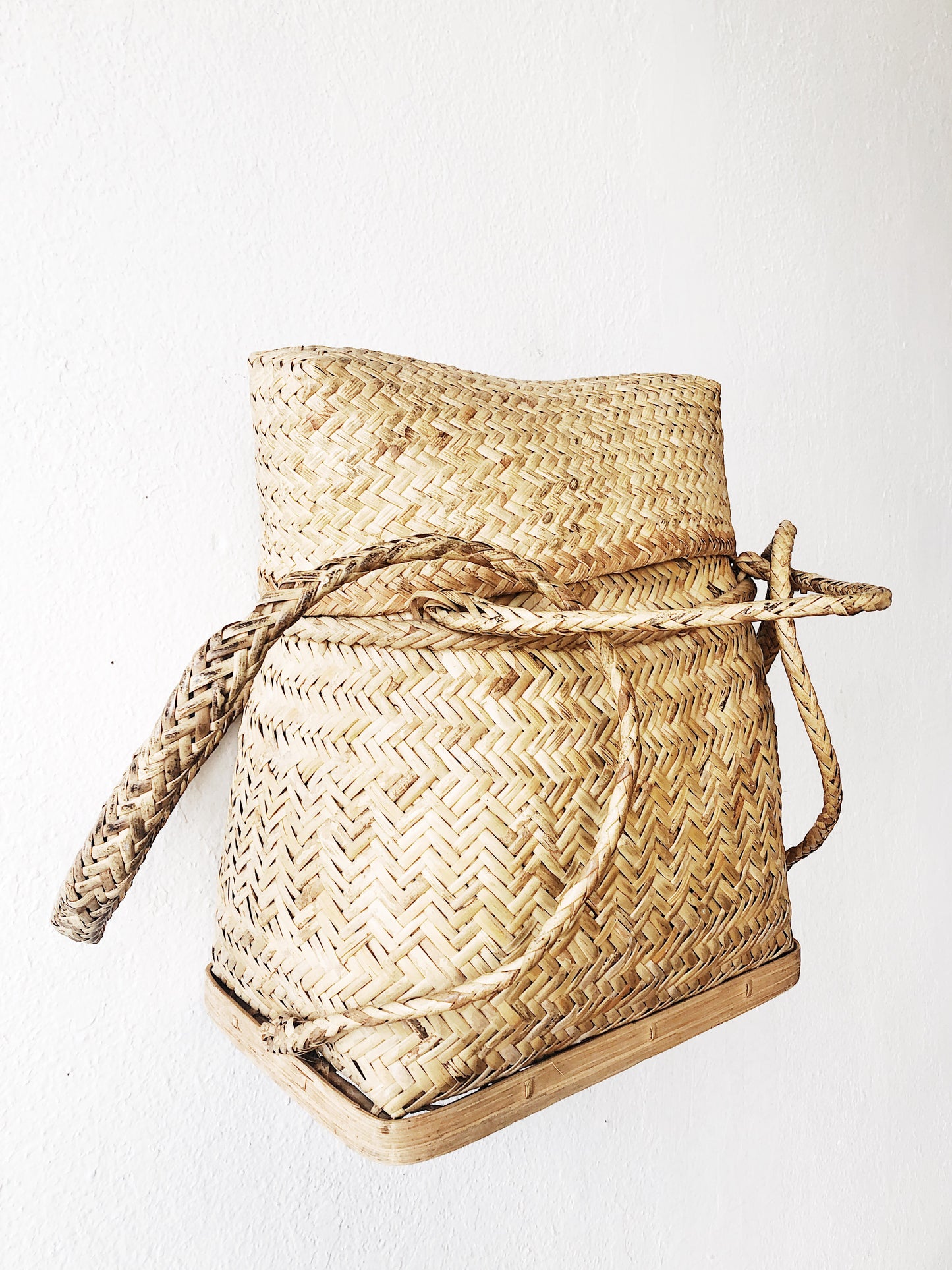Vintage Straw Backpack