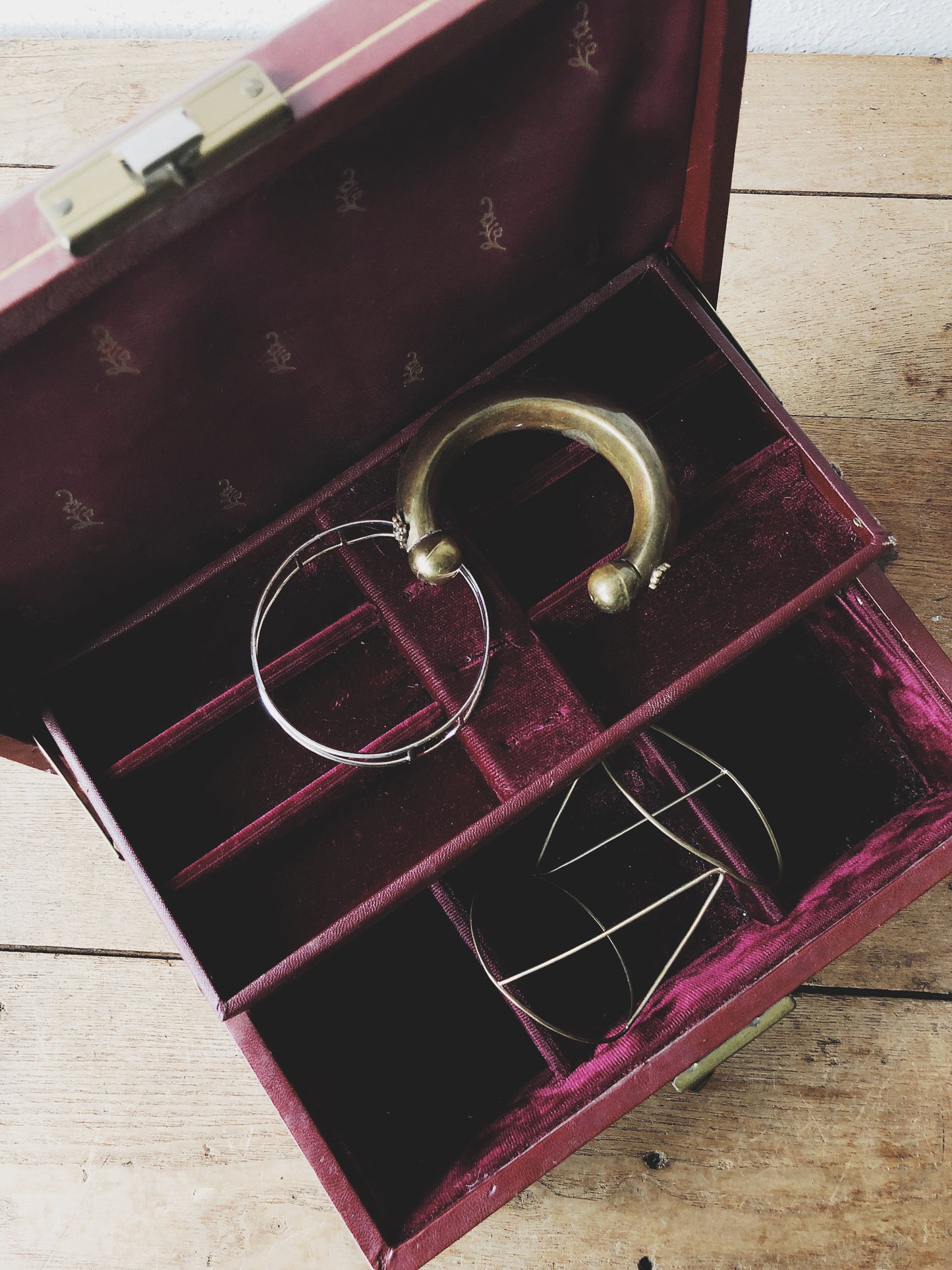 Vintage Leather Jewelry Box