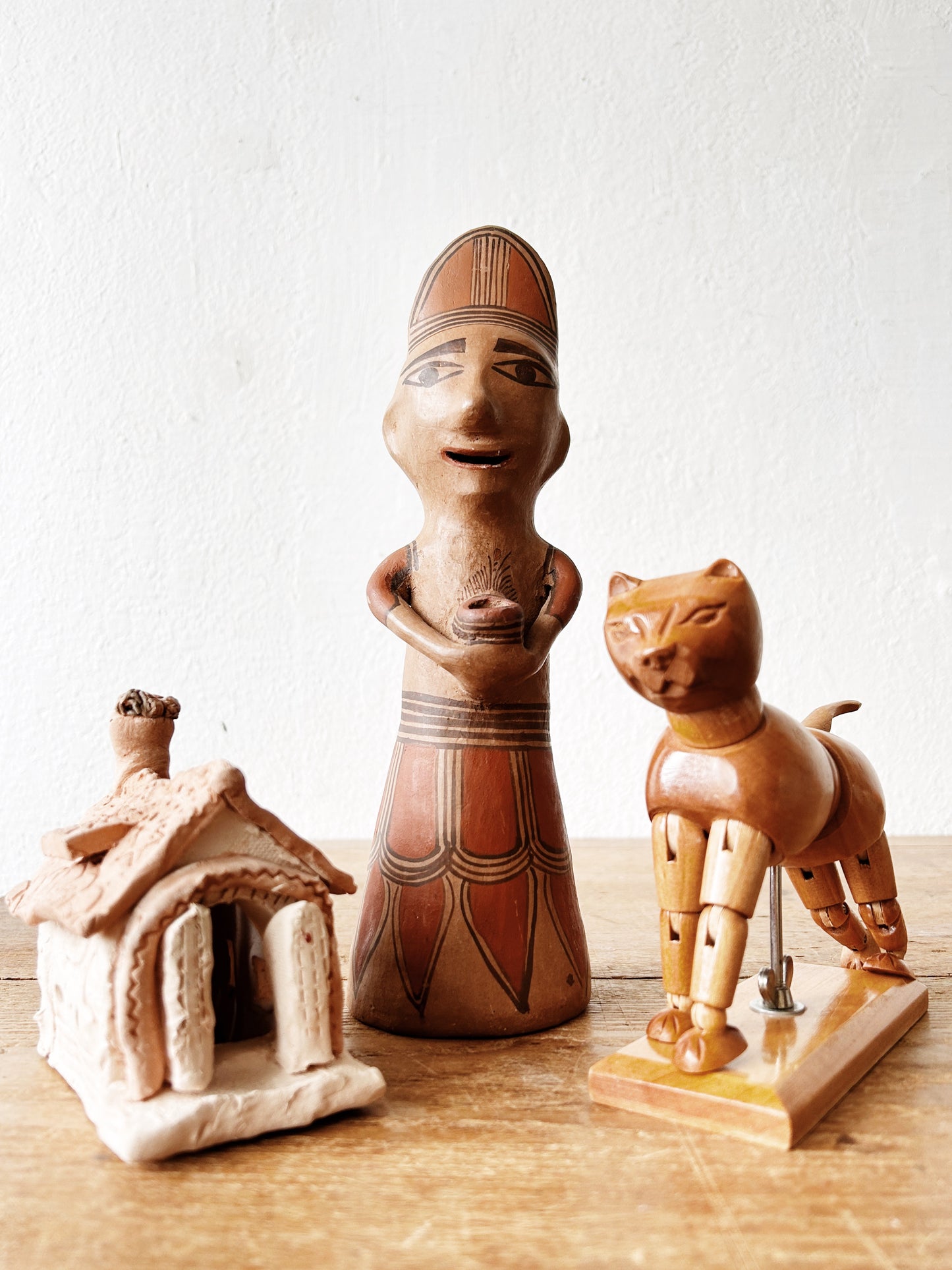 Articulated Wood Cat Model