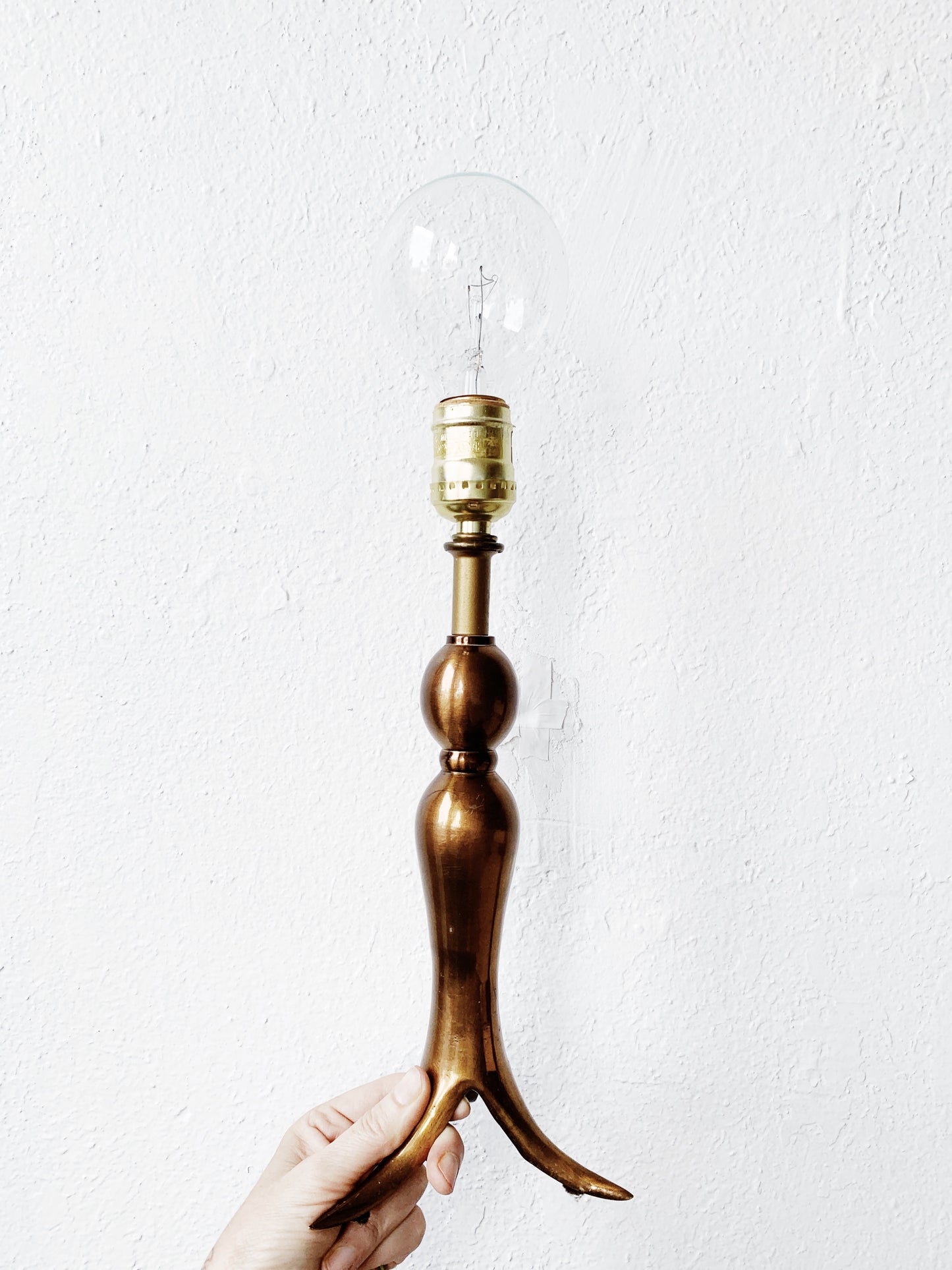 Vintage Bronze Iris Lamp