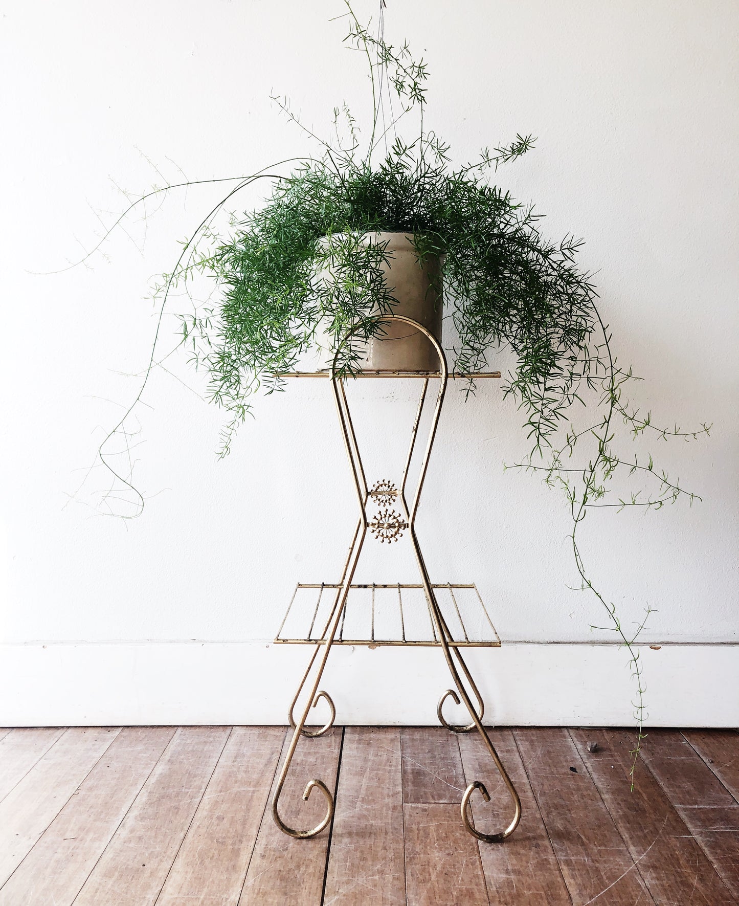 Vintage Mid Century Gold Stand