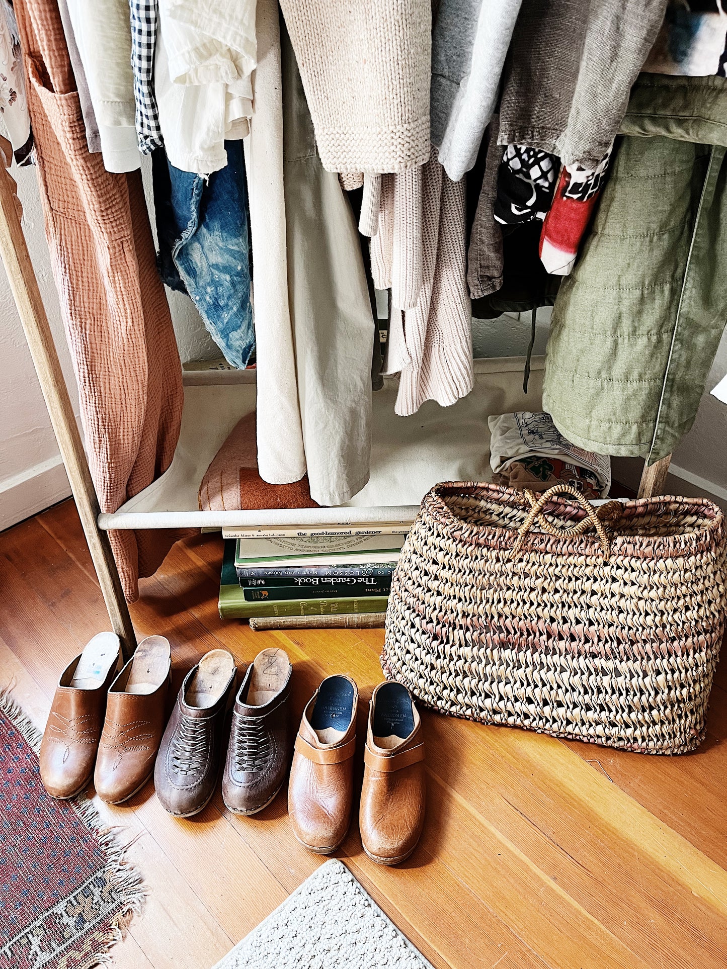 Vintage Straw Tote Bag