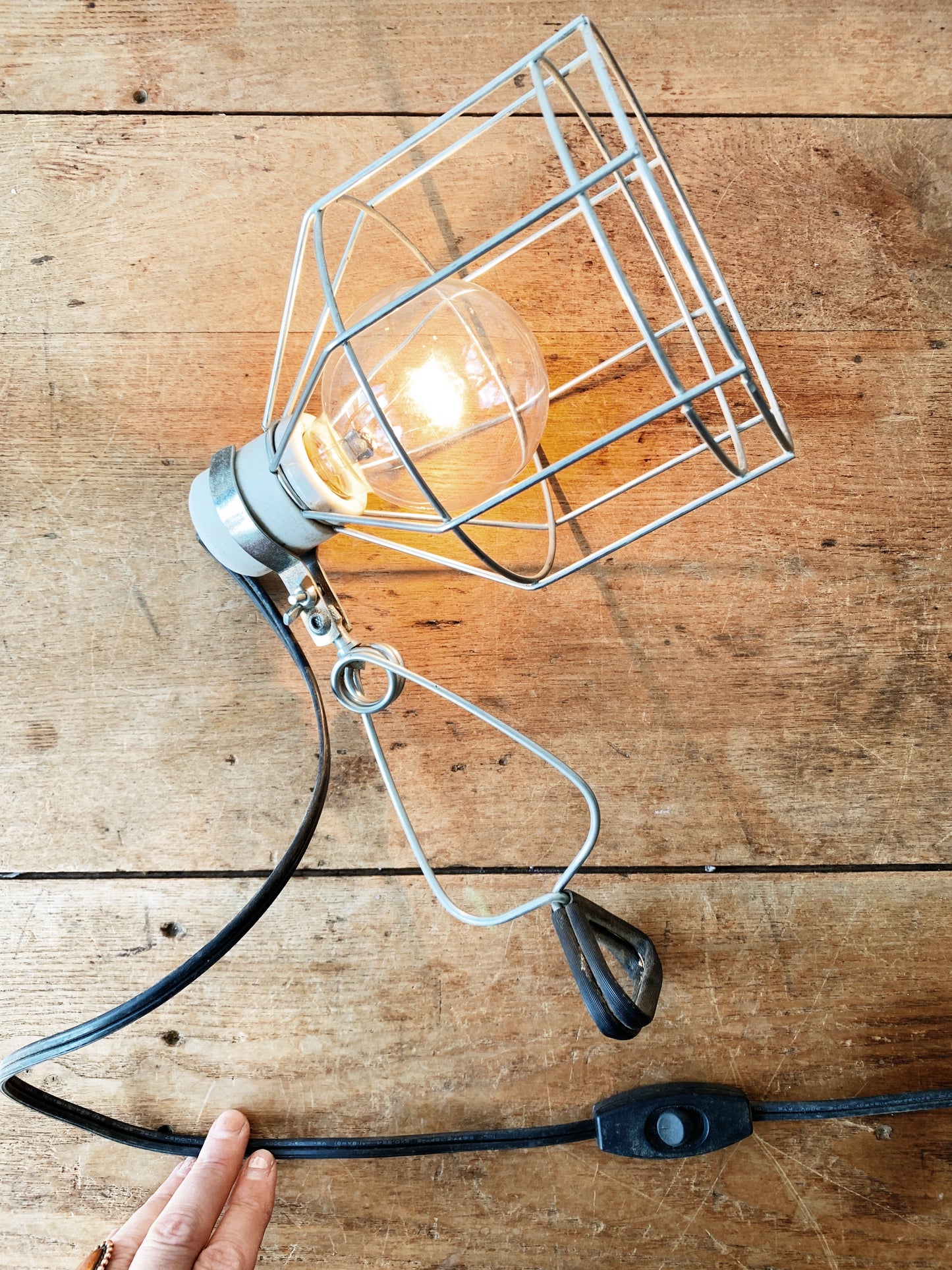 Industrial Cage Clamp Light