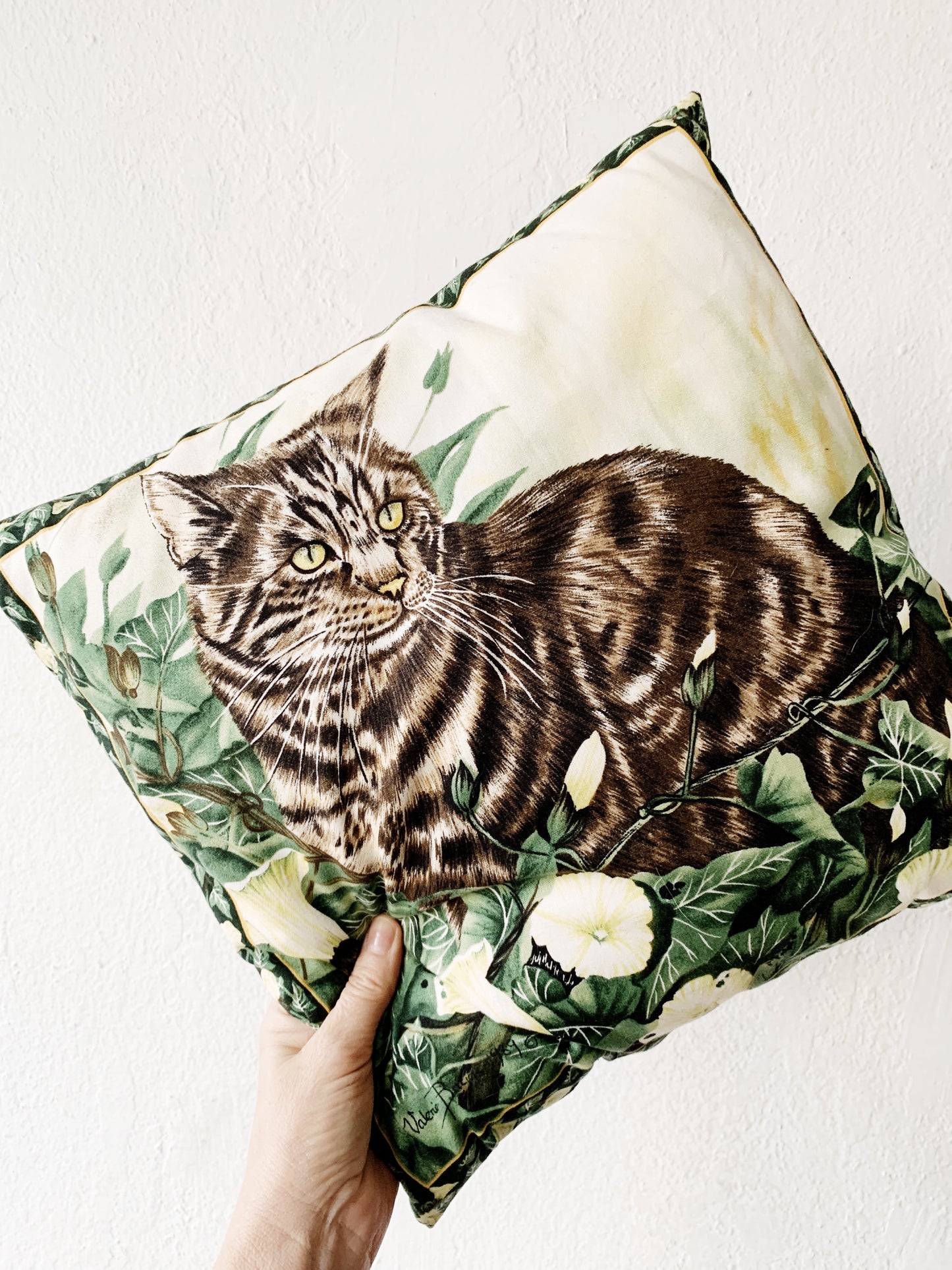 Vintage Cotton Tabby Cat Pillow