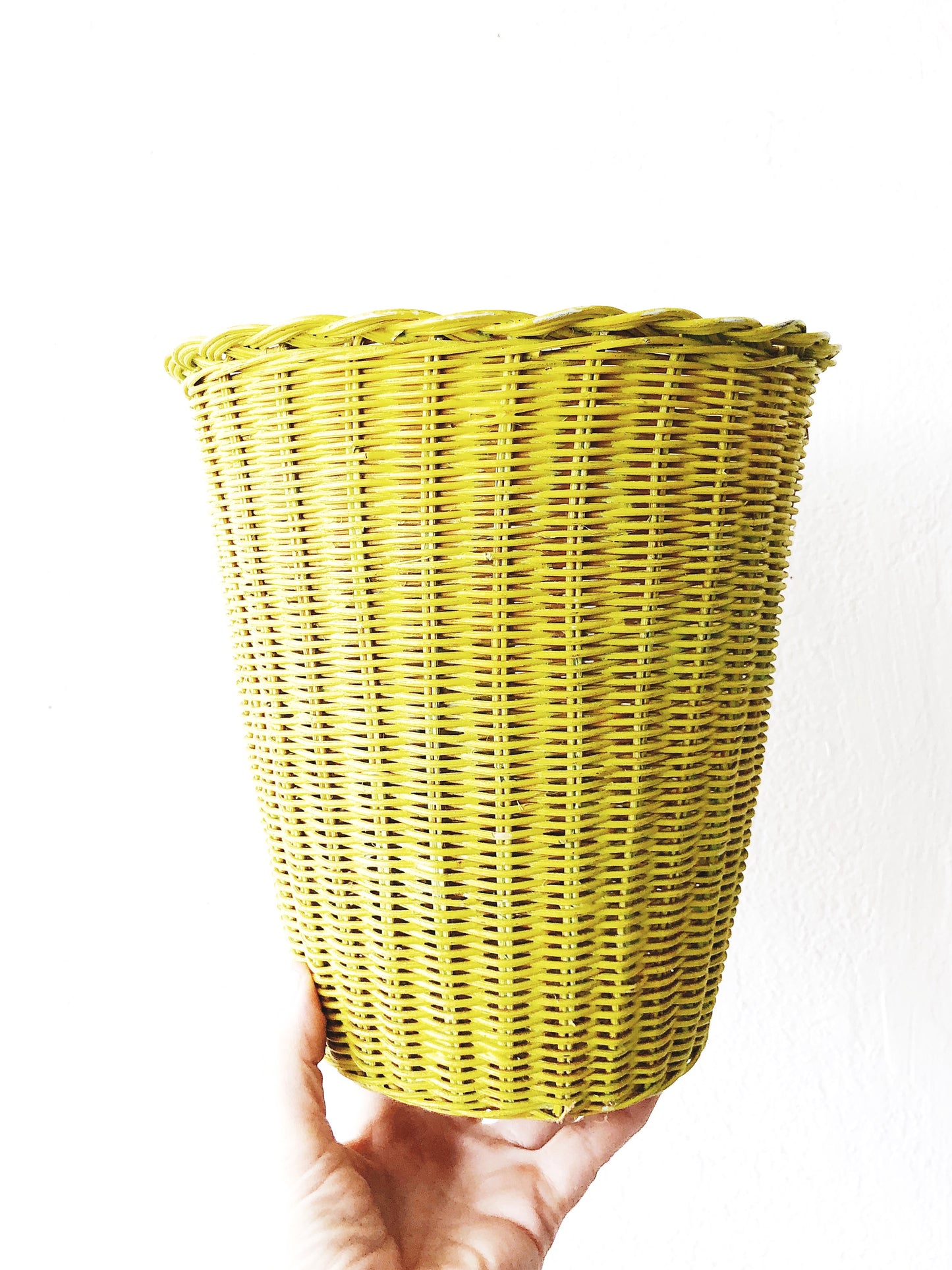 Acid Yellow Basket