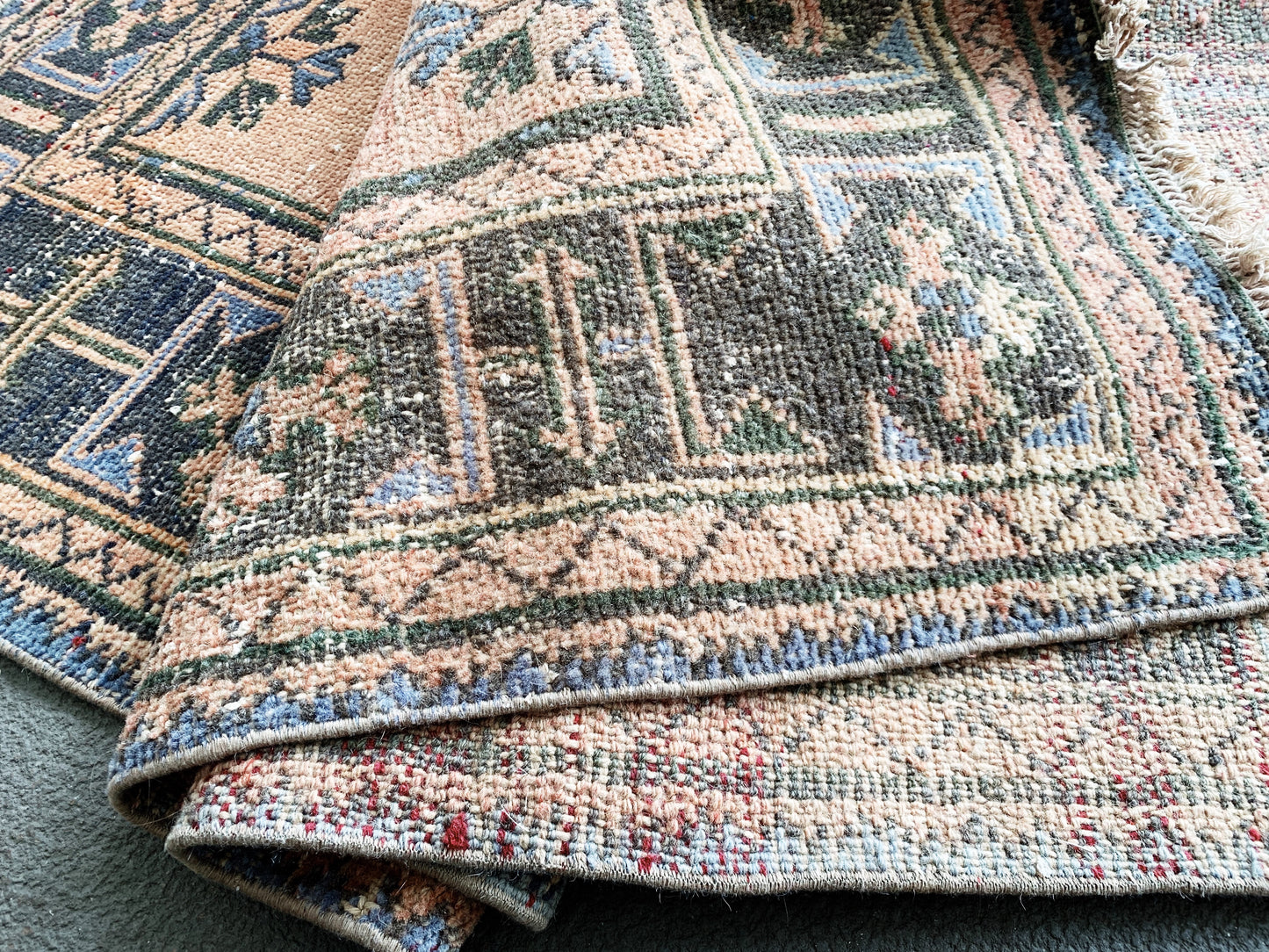 Large Vintage Oushak Wool Rug Turkey
