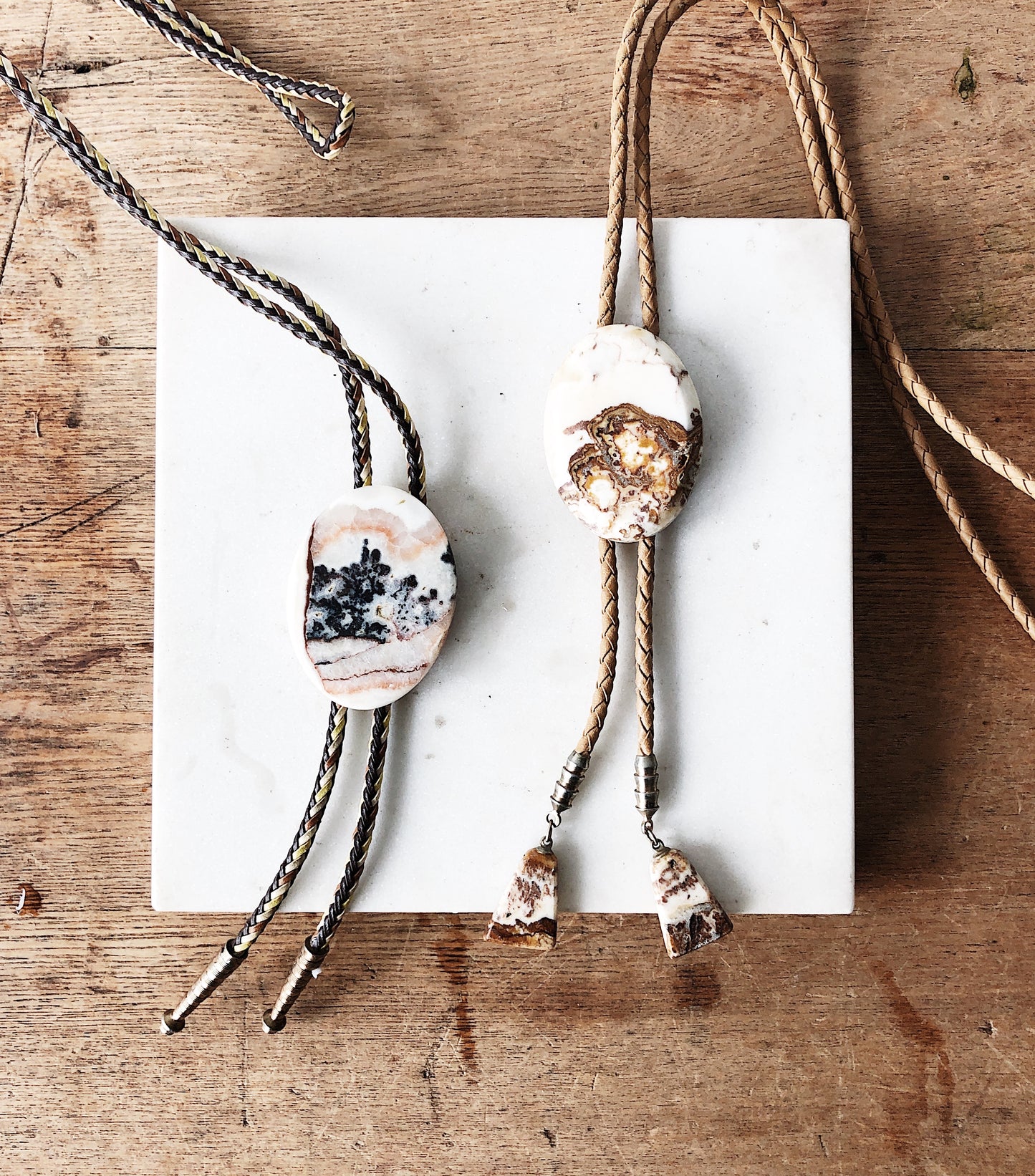 Vintage Agate Bolo Tie