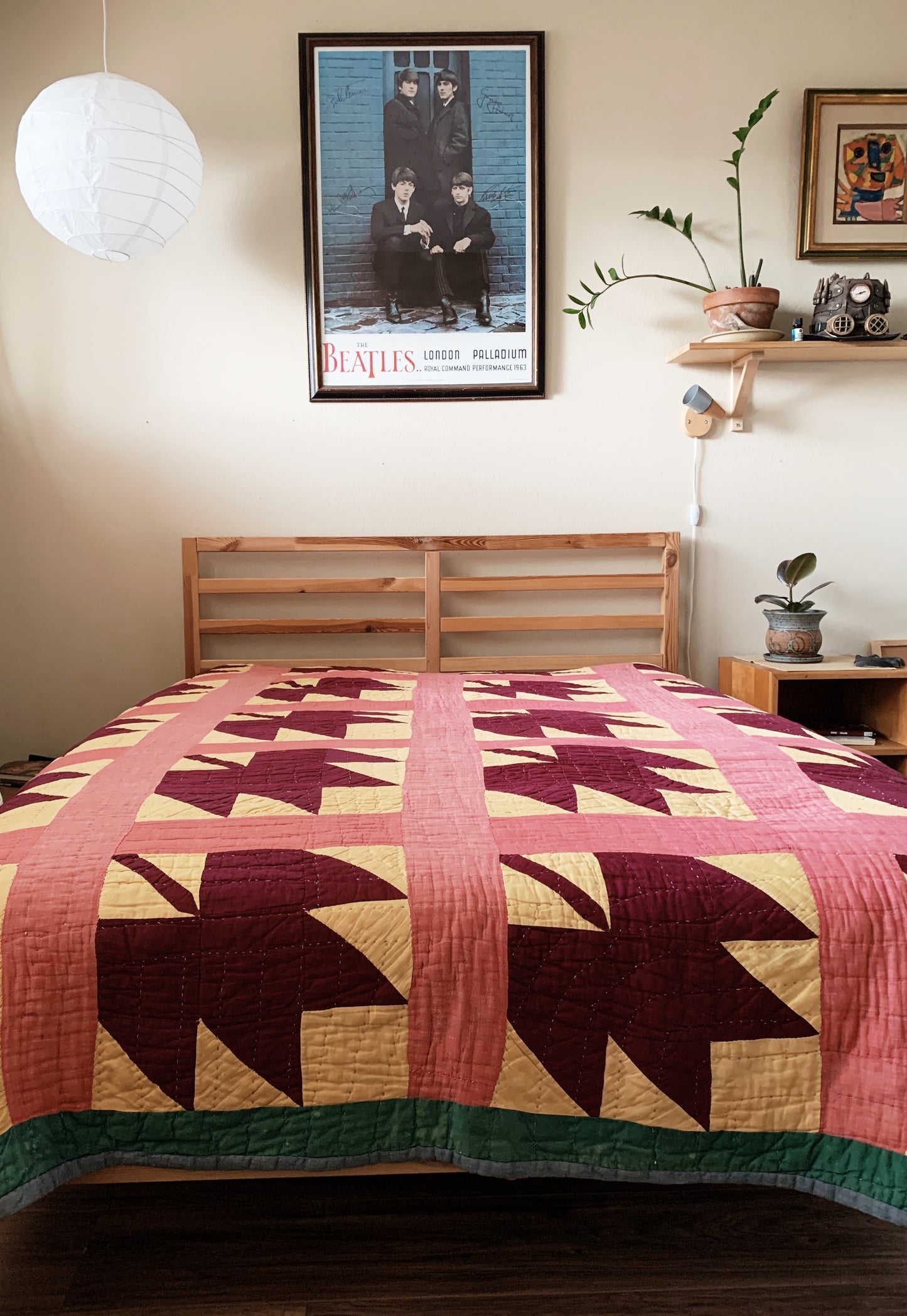 Antique Maple Leaf Pattern Cotton Quilt