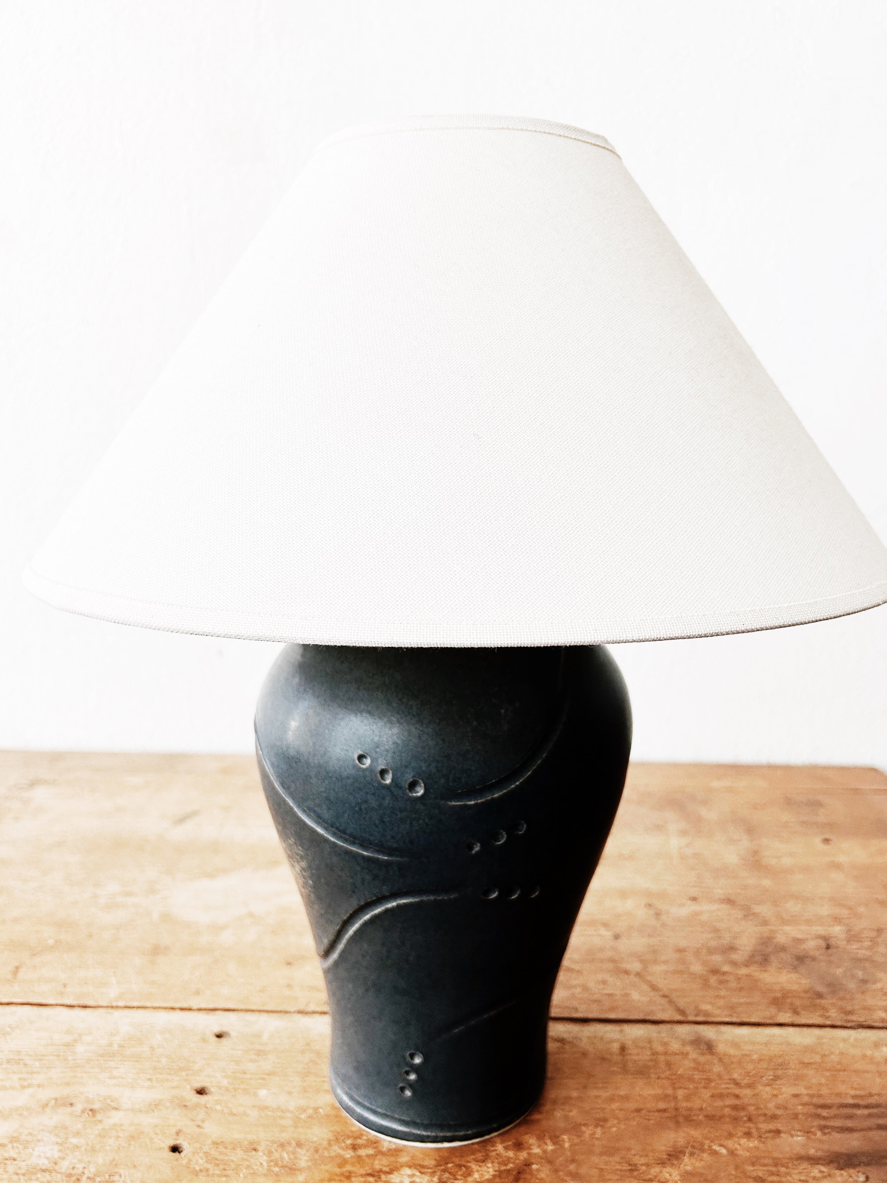 Handmade Pottery Lamp with Shade - Thumbnail 2