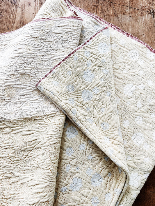 Vintage Cotton Matelasse Throw