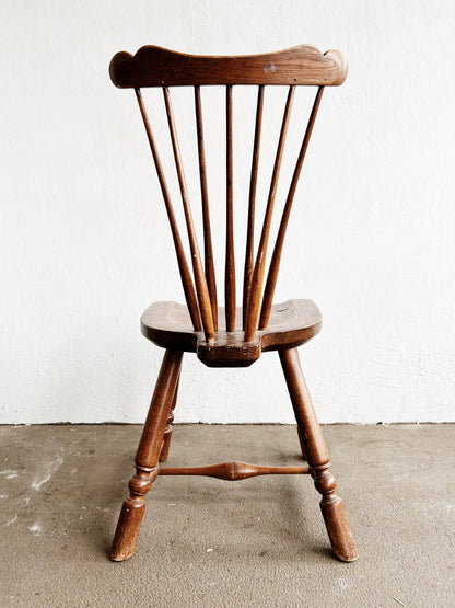 Vintage Arts and Crafts Windsor Chair
