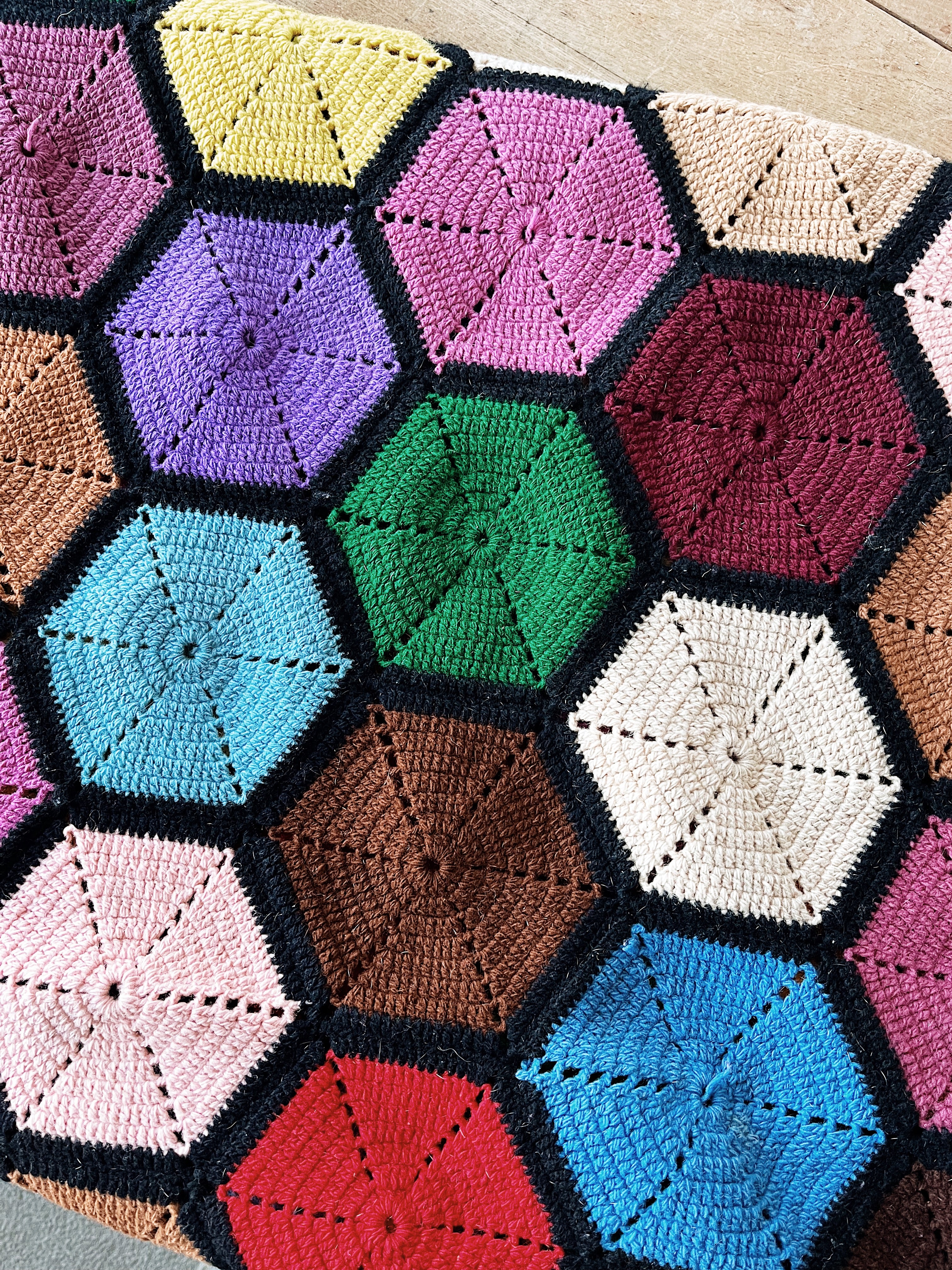 Maven Collective Crocheted Blanket - Thumbnail 4