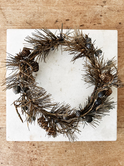 Antique Bottlebrush Wreath