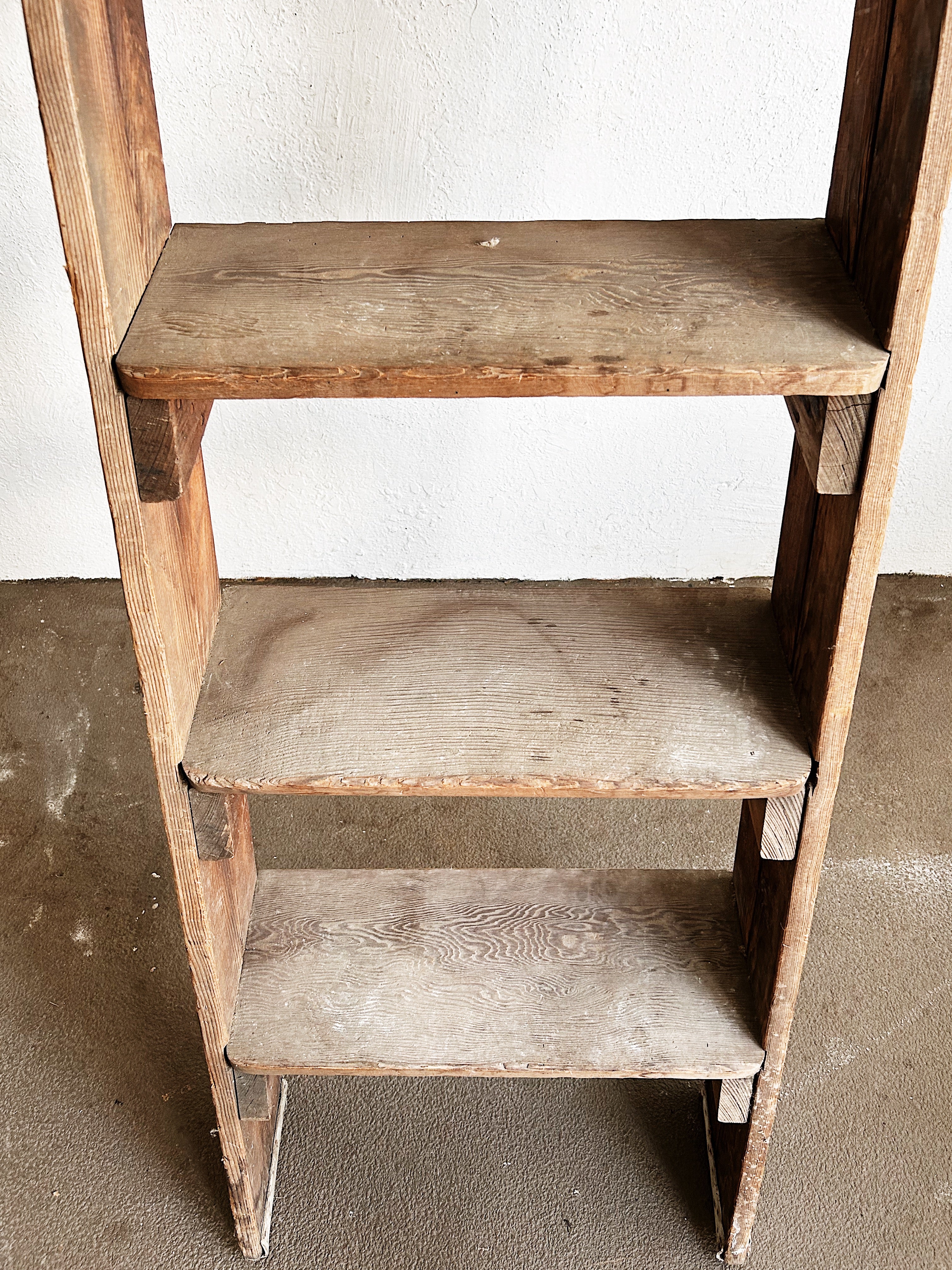 Antique Ladder Shelf - Thumbnail 4