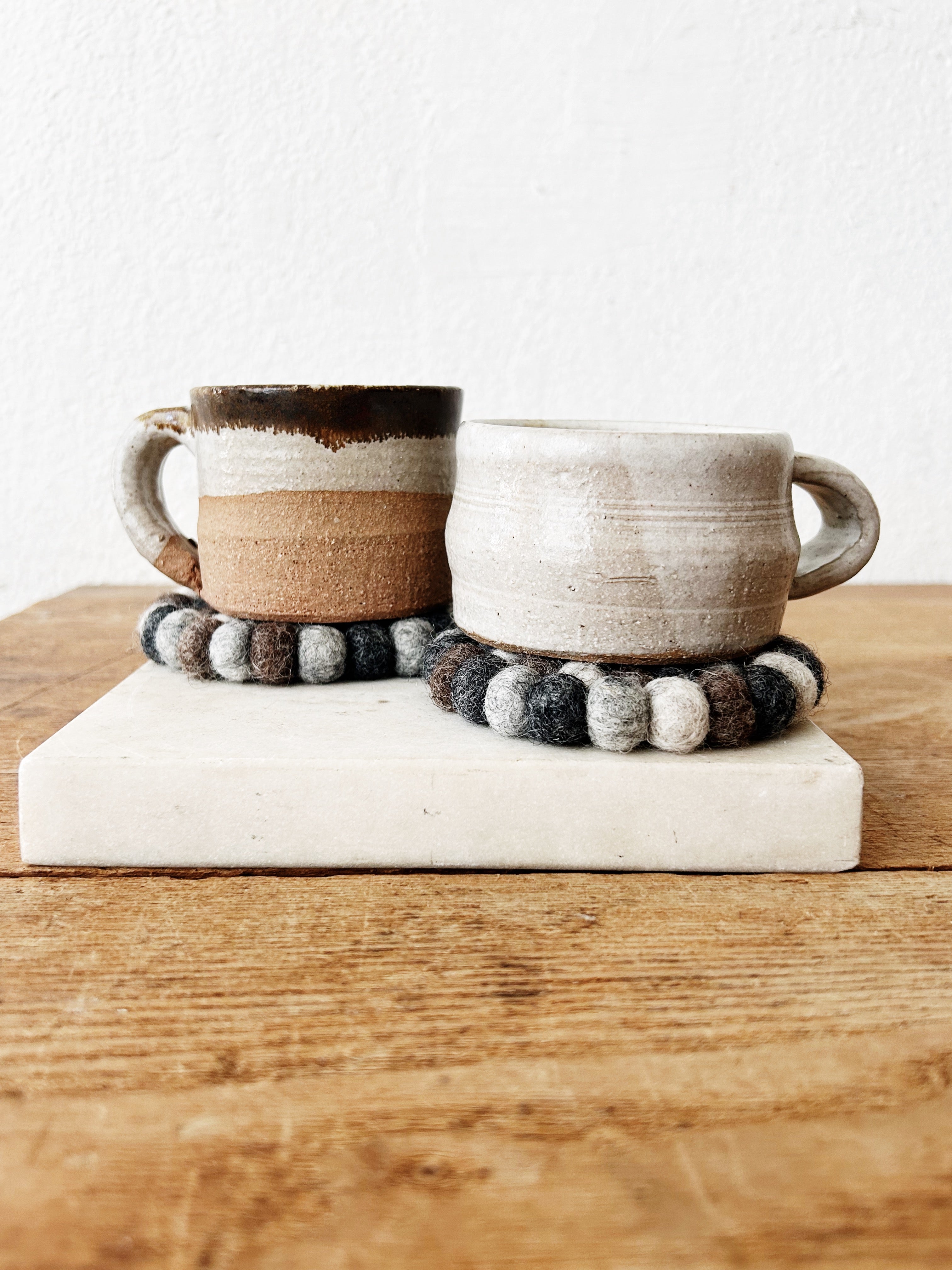 Handmade Mugs with Wool Coasters Set