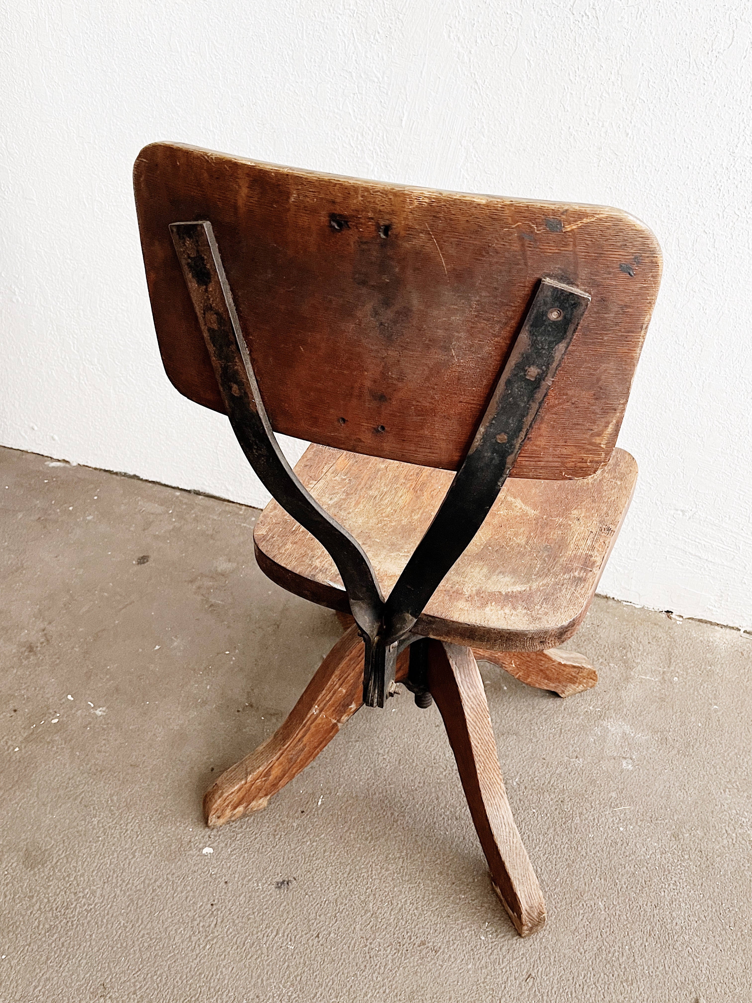 Antique Machine Age Swivel Chair - Thumbnail 3