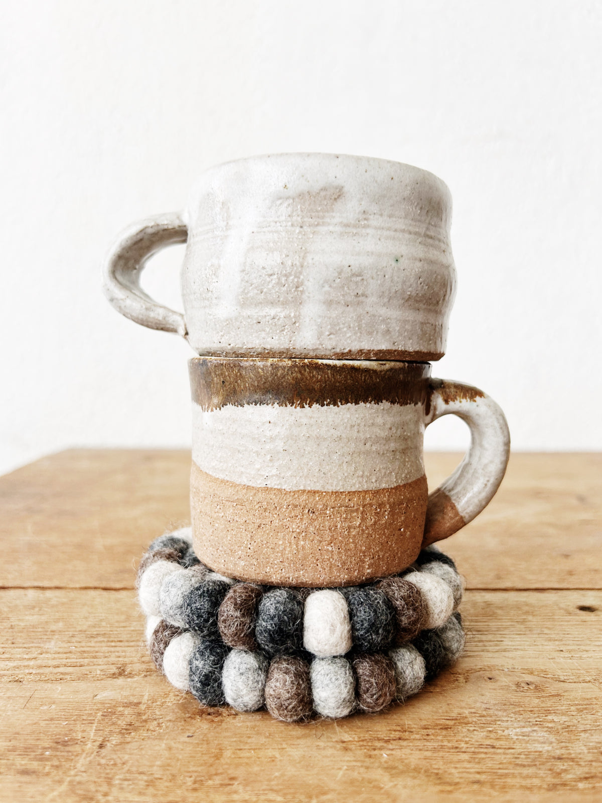 Handmade Mugs with Wool Coasters Set