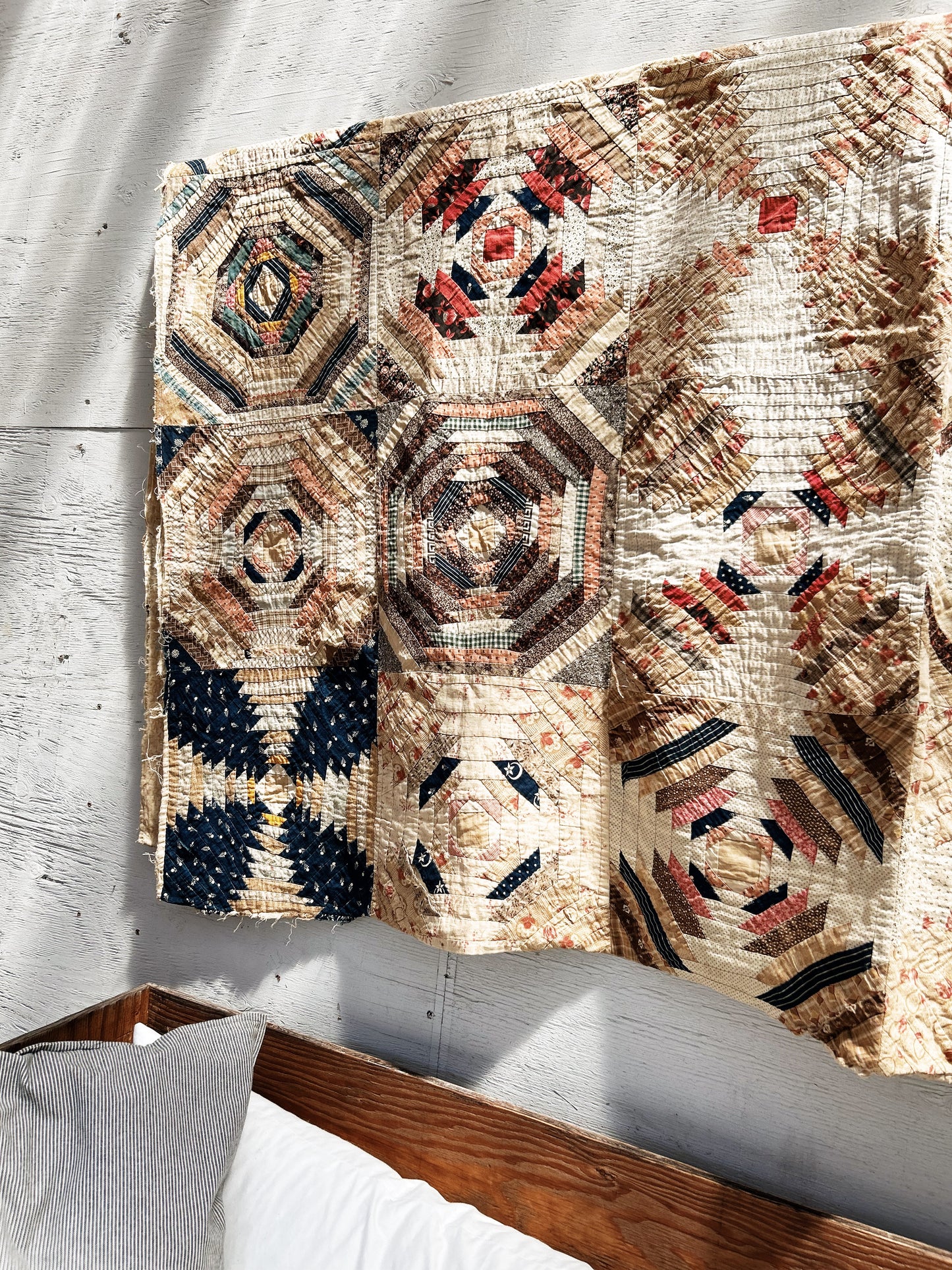 Stunning Antique Summer Quilt