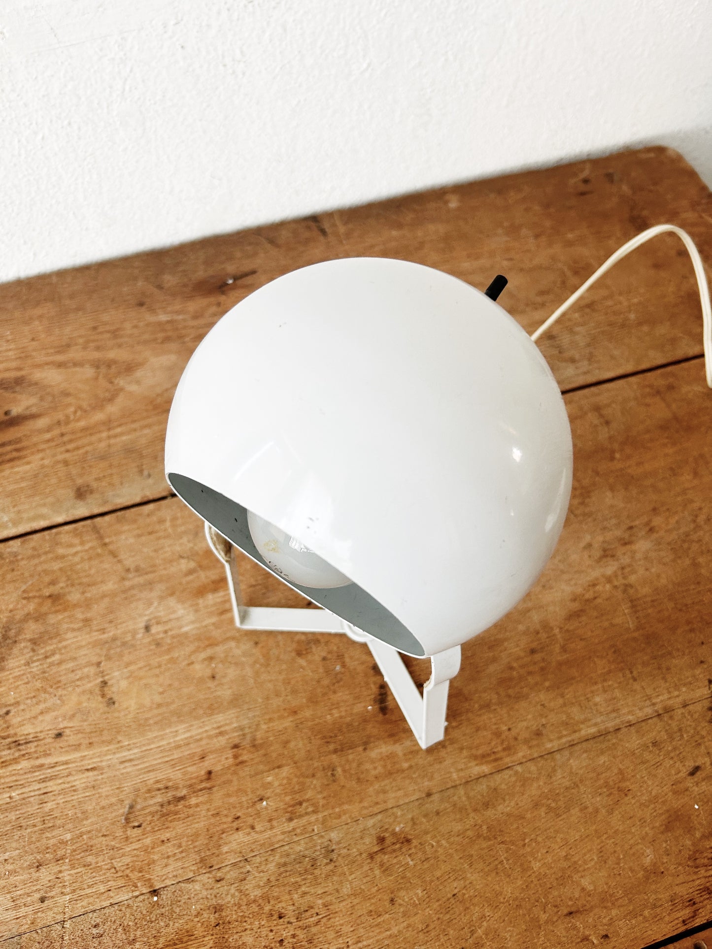 Vintage Eyeball Lamp