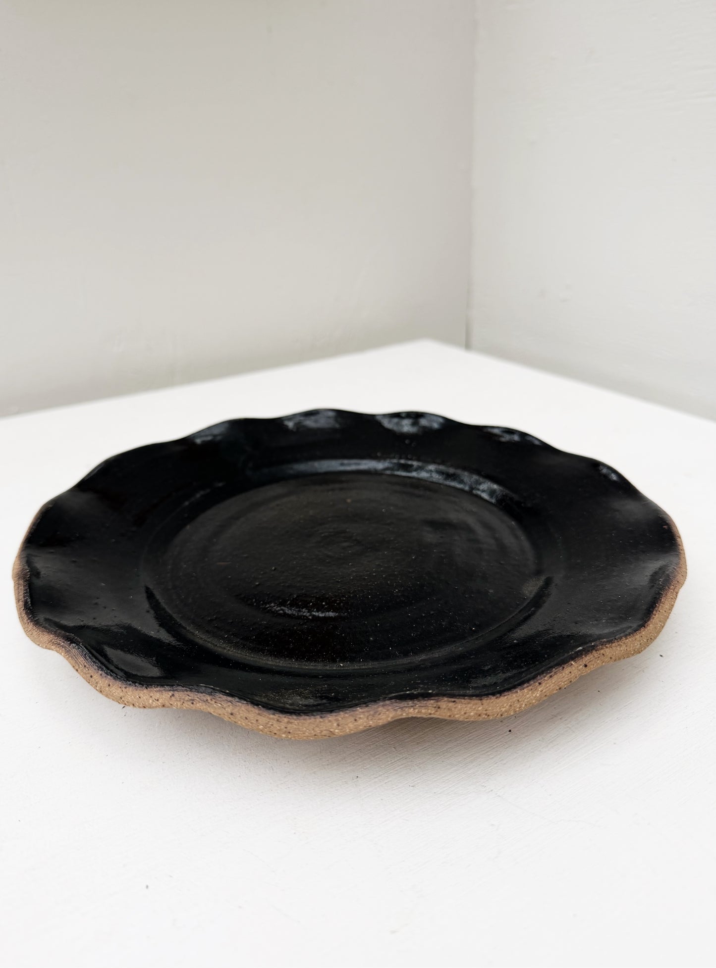 Handmade Ruffle Edge Plate Set