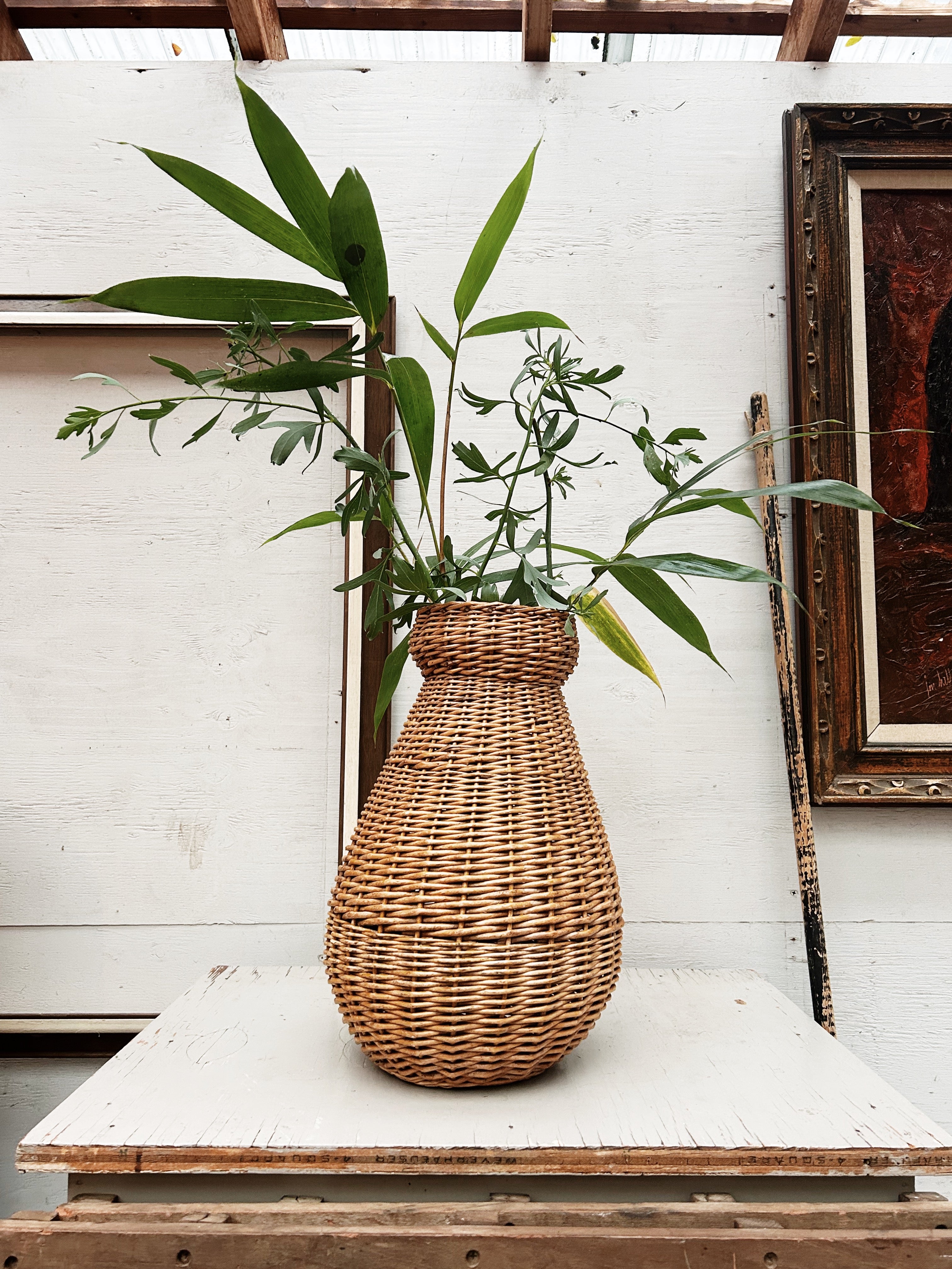 Large Vintage Basket Vase - Thumbnail 3