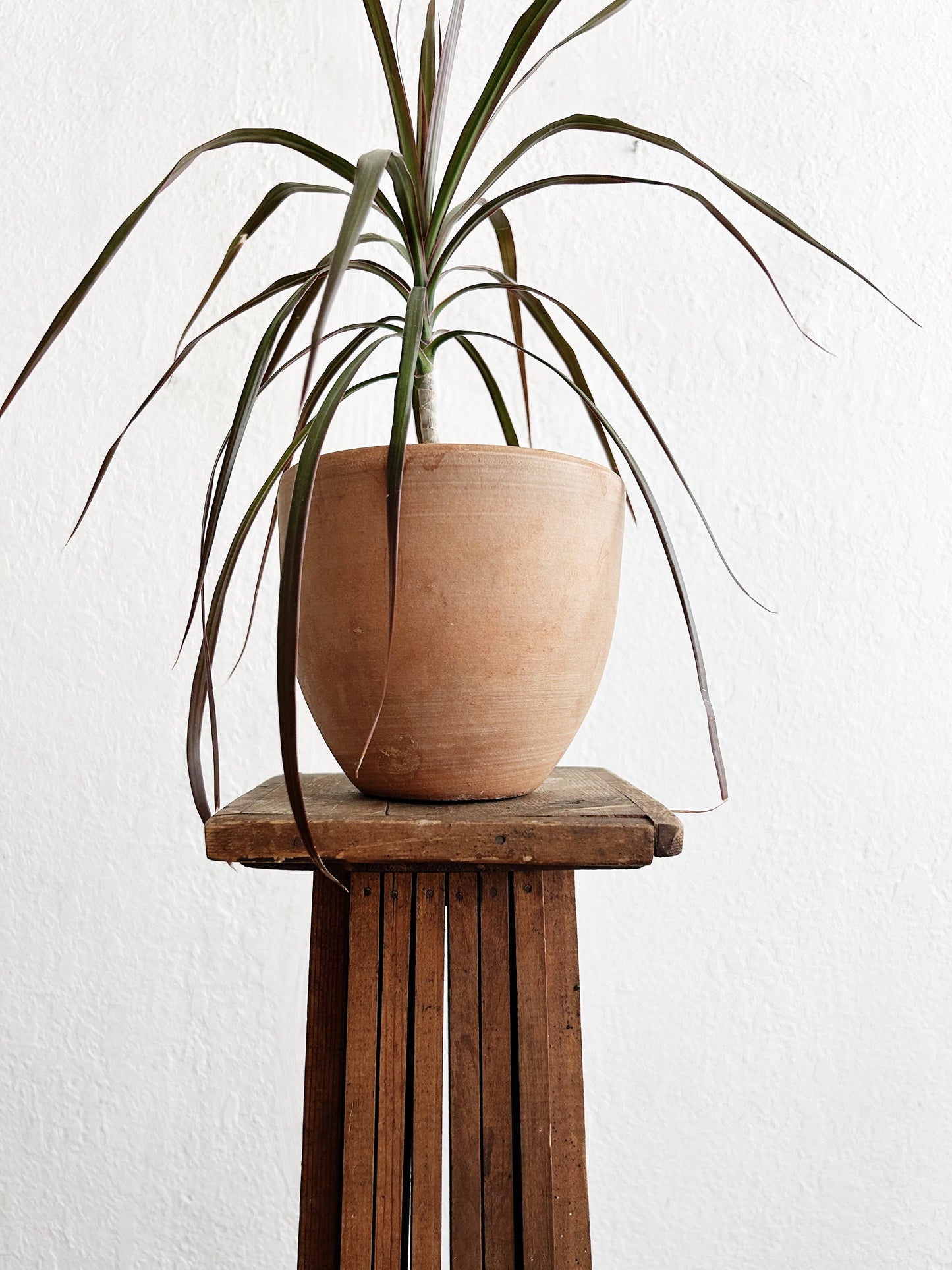 Antique Wood Slatted Pedestal