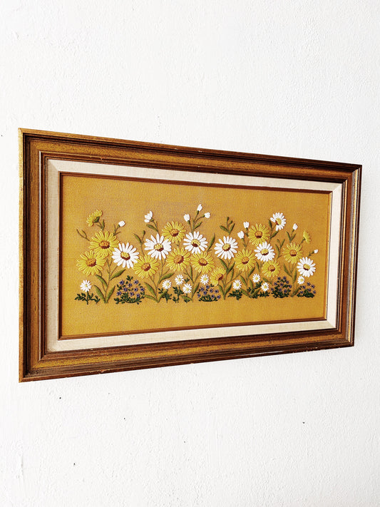 Vintage Daisies Needlepoint