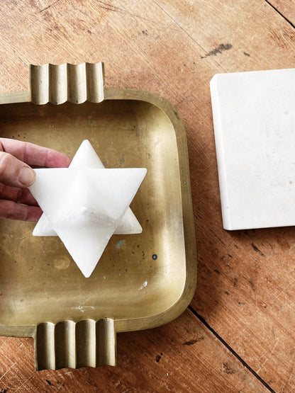 Vintage Quartz Stand
