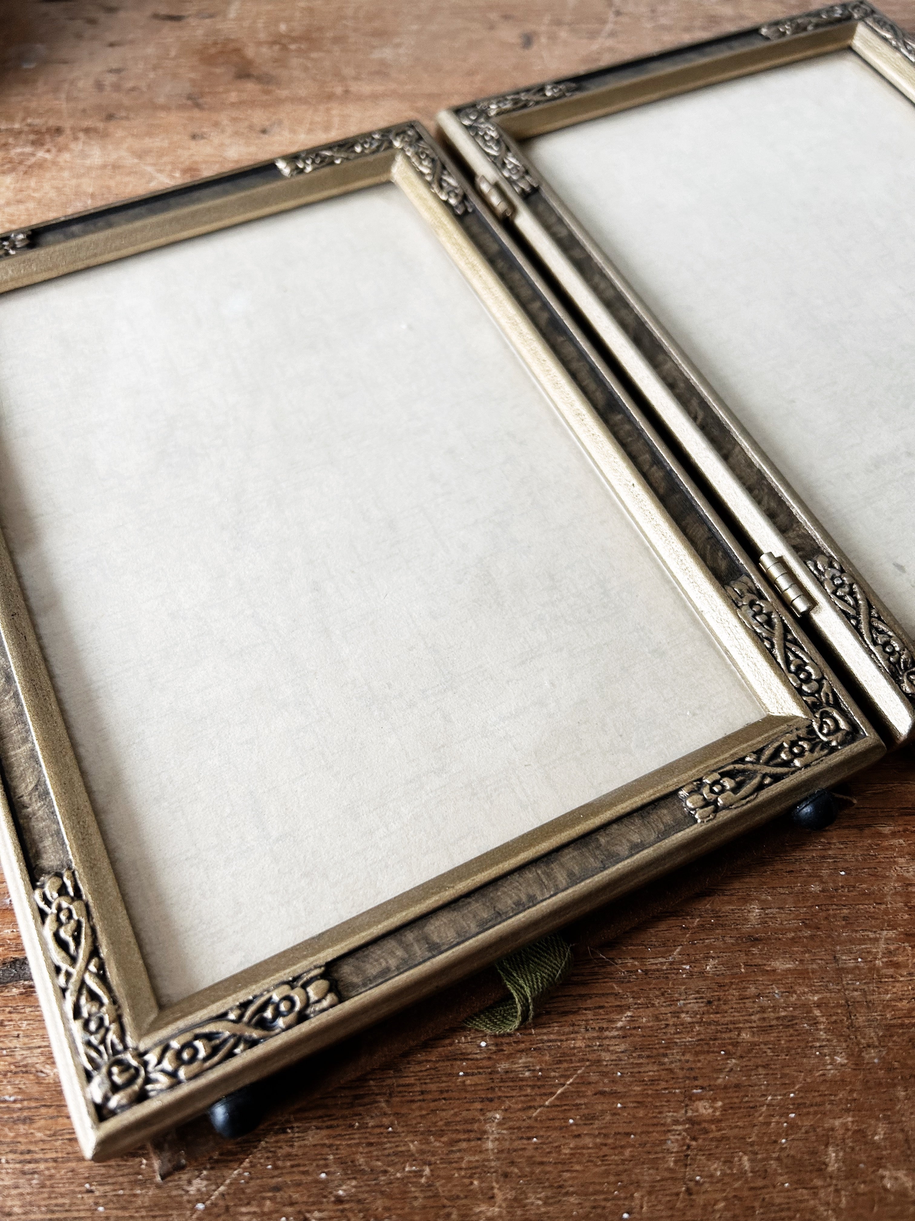 Antique Double Frame - Thumbnail 4