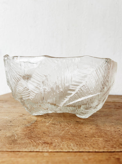Mid Century HOYA Japan Iceberg Bowl