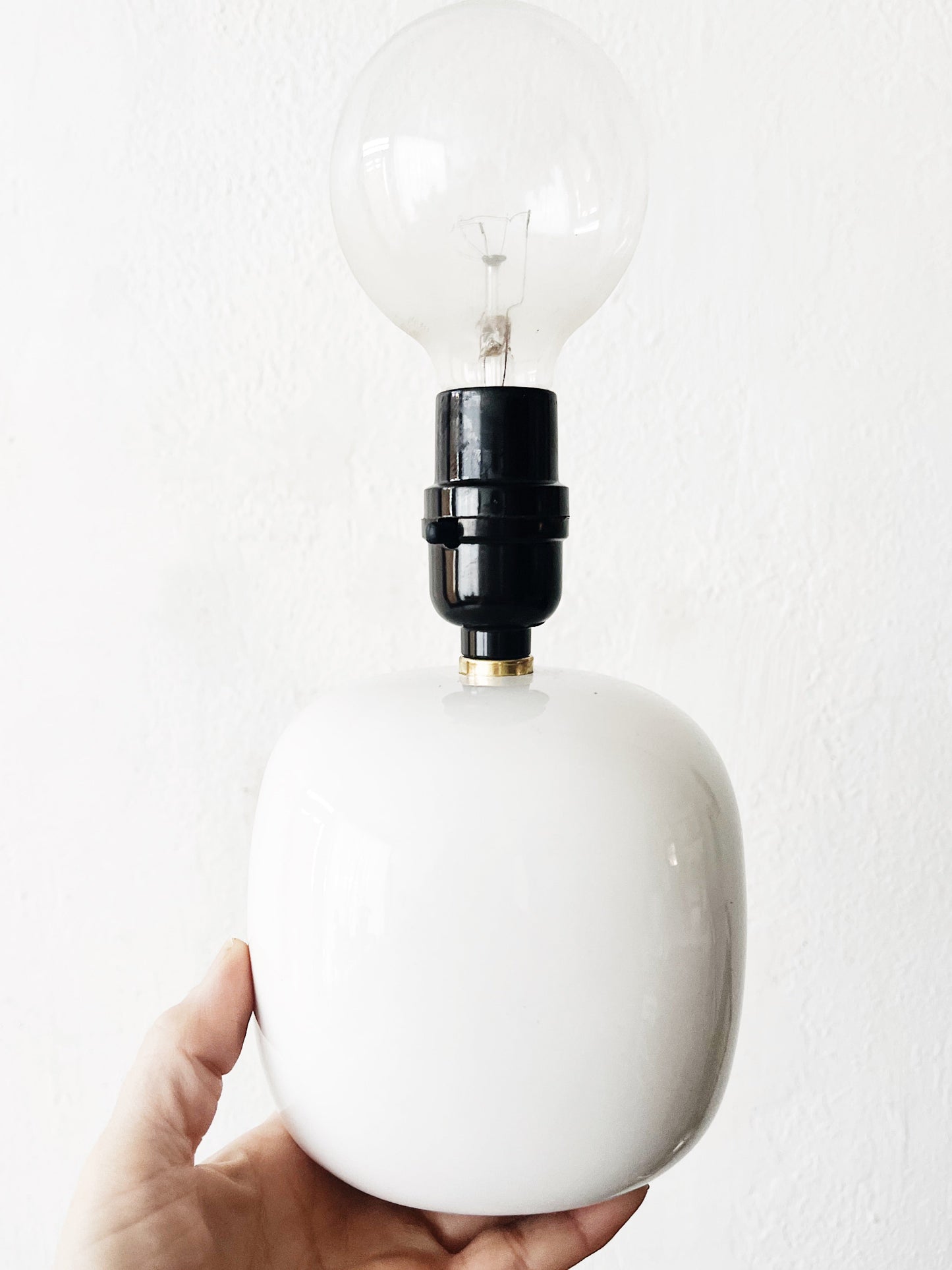 Vintage Post Modern Ceramic Lamp