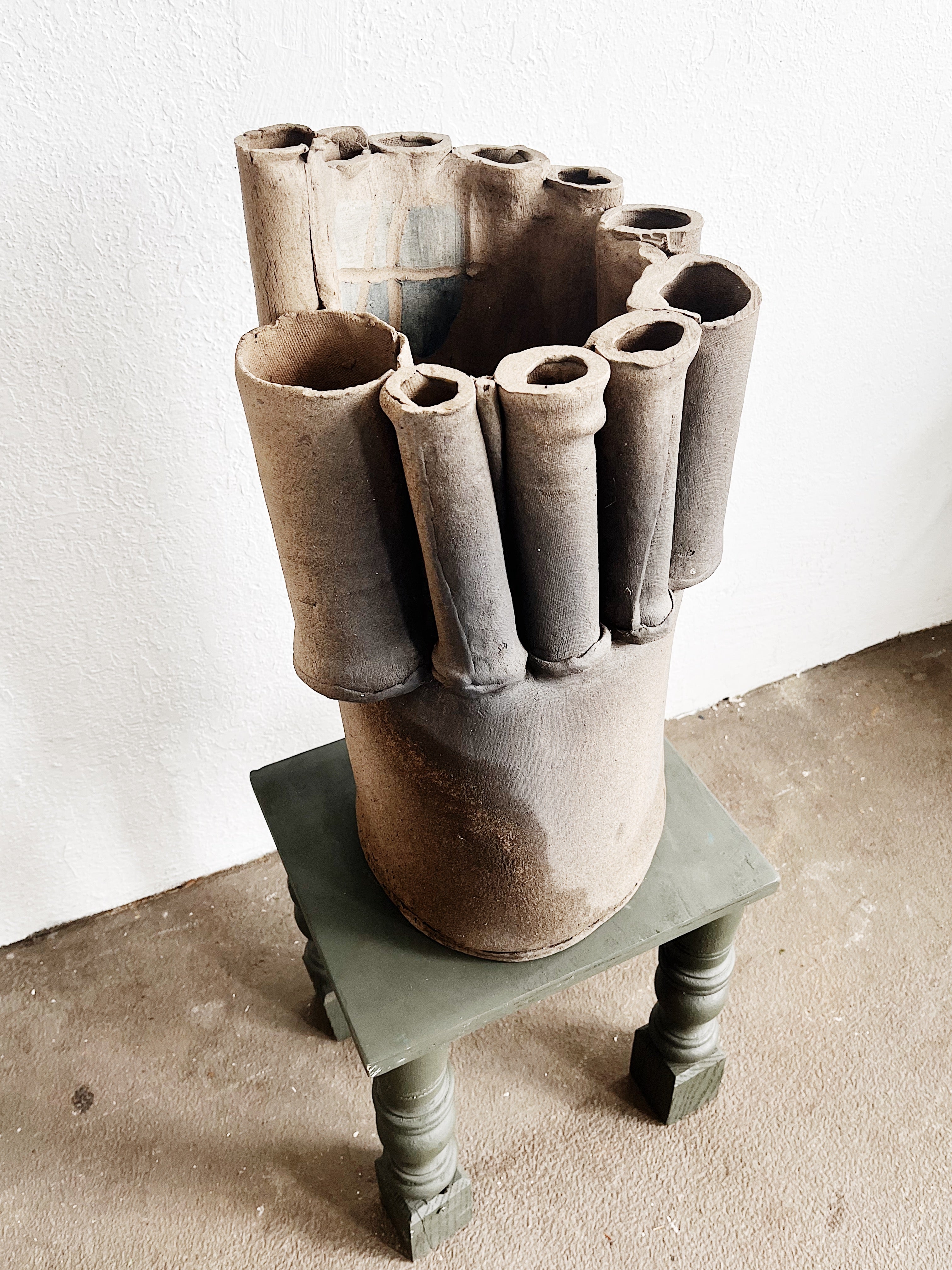 Handmade Brutalist Planter - Thumbnail 2