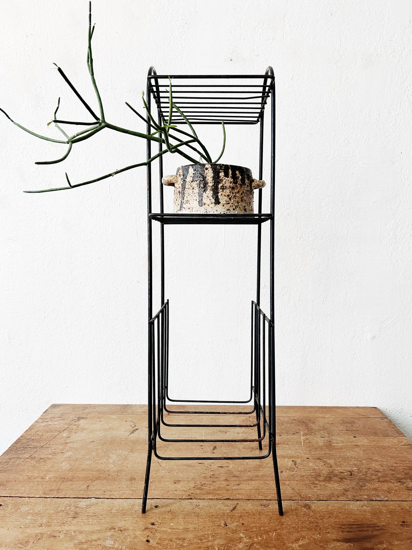 Mid Century Stand