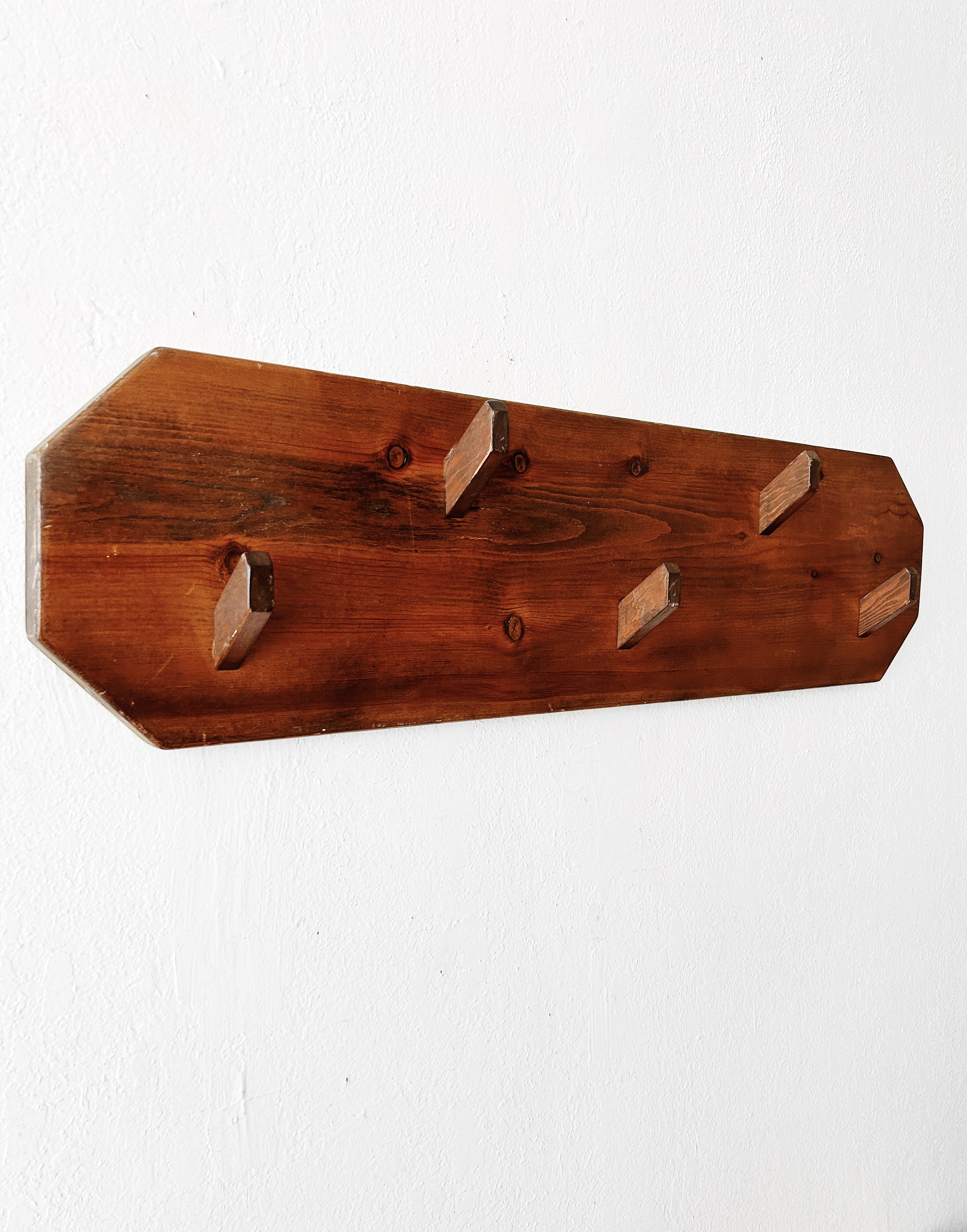 Vintage Handmade Peg Rack - Thumbnail 3